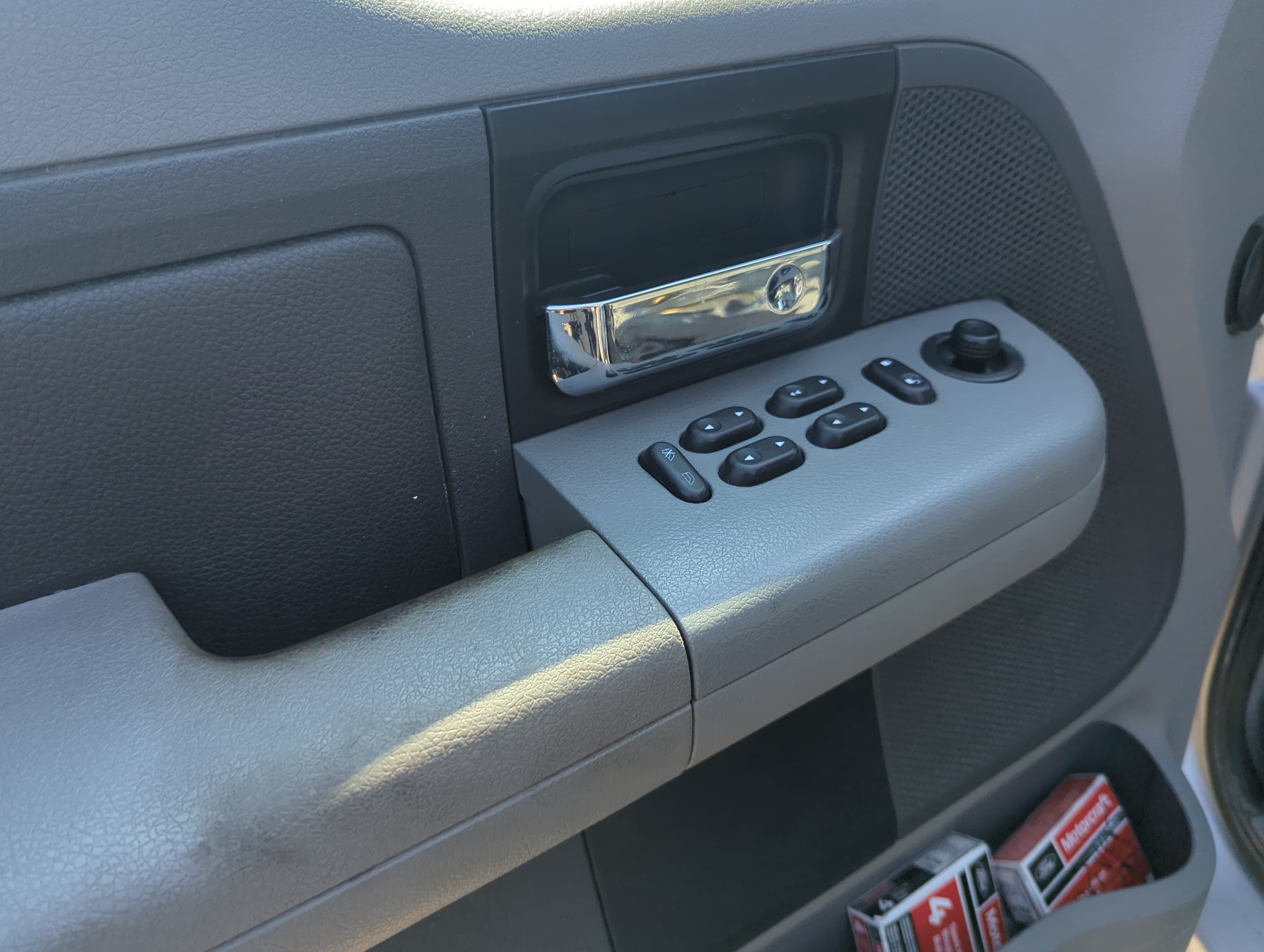 2004-2008 Ford F-150 Driver Left Door Master Power Window Switch 1100285 - Oemusedautoparts1.com