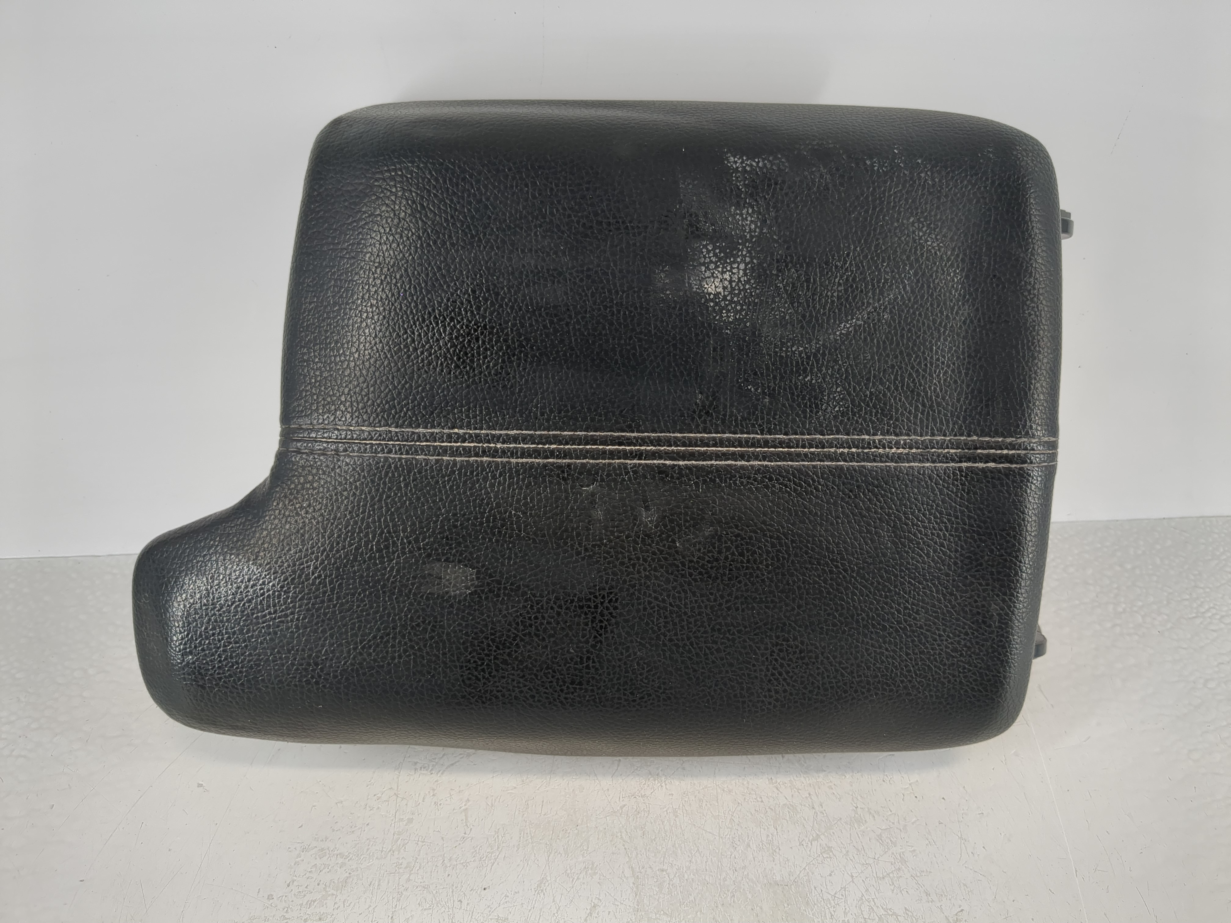 2013-2015 Honda Accord Center Console Armrest Cover Lid Black 1100631 - Oemusedautoparts1.com