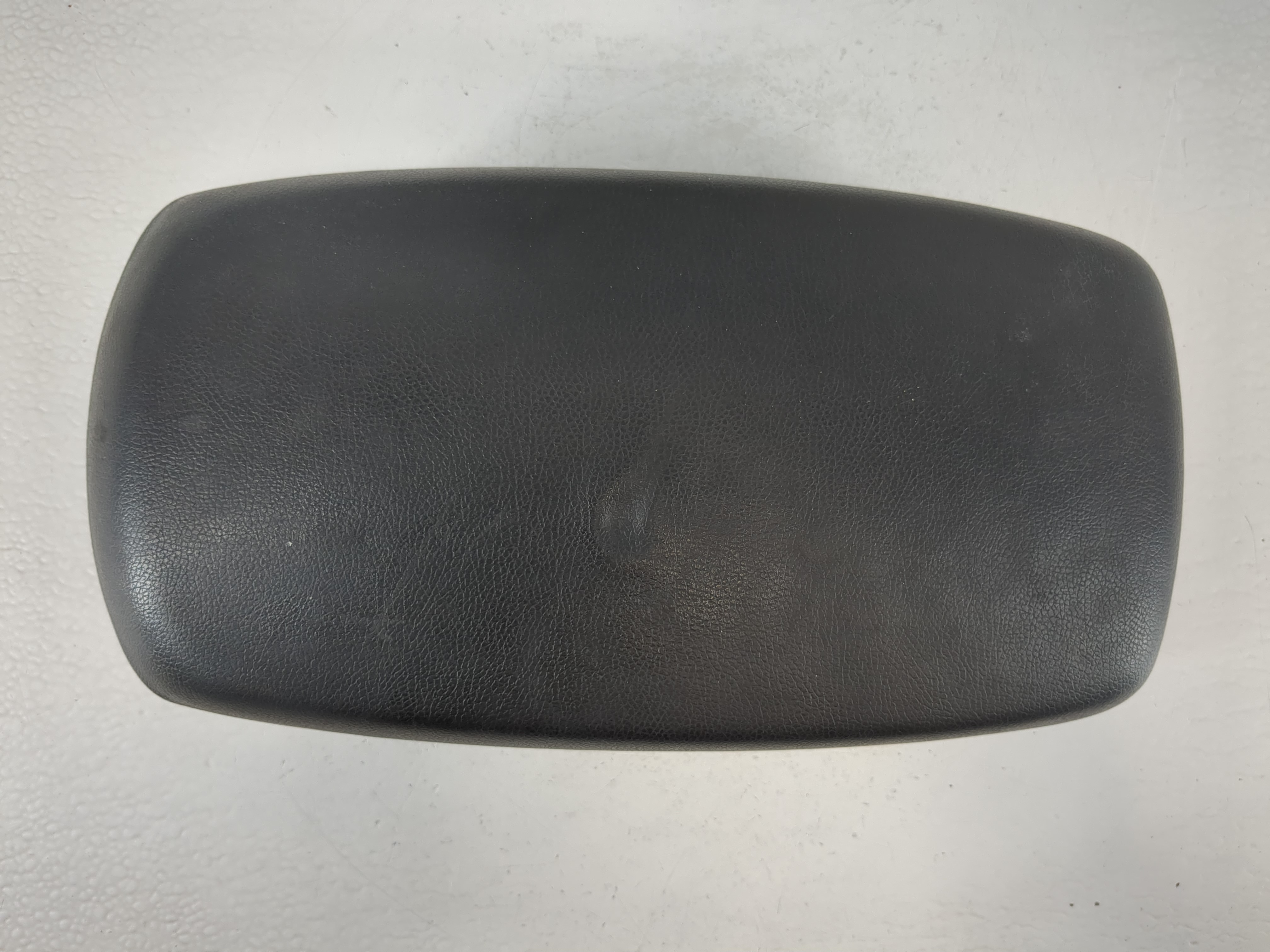 2011-2013 Hyundai Elantra Center Console Armrest Cover Lid Black 1100634 - Oemusedautoparts1.com