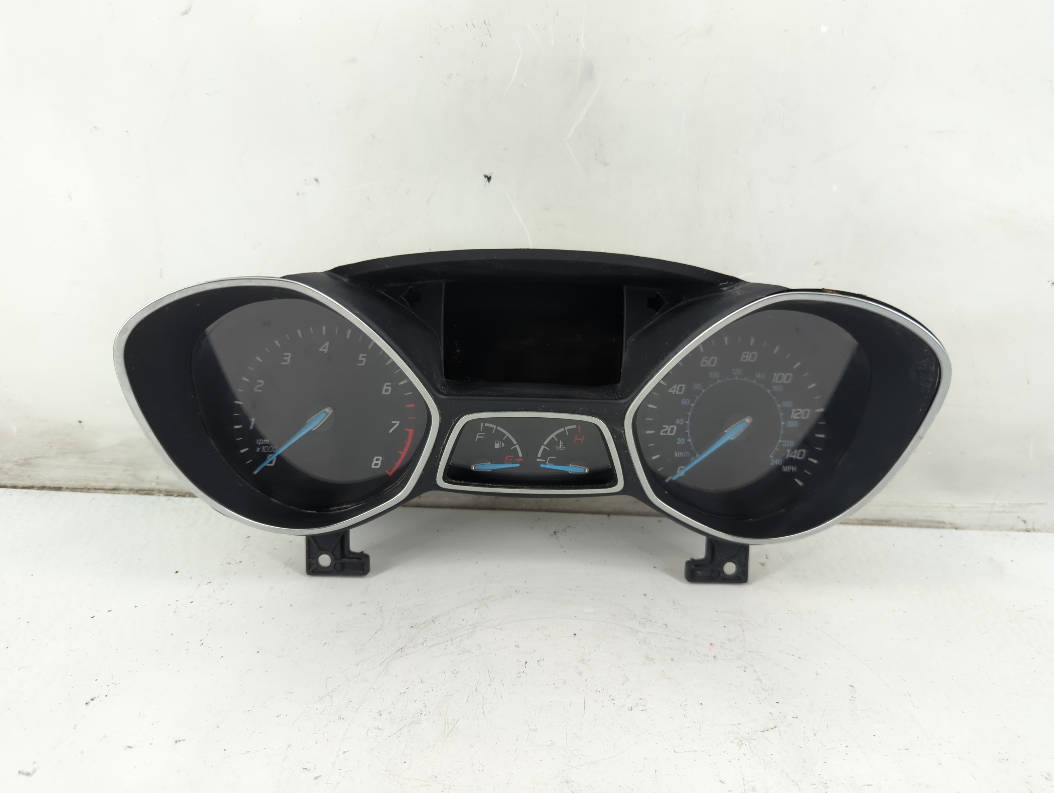 2016-2016 Ford Escape Speedometer Instrument Cluster Gauges 1100650 - Oemusedautoparts1.com