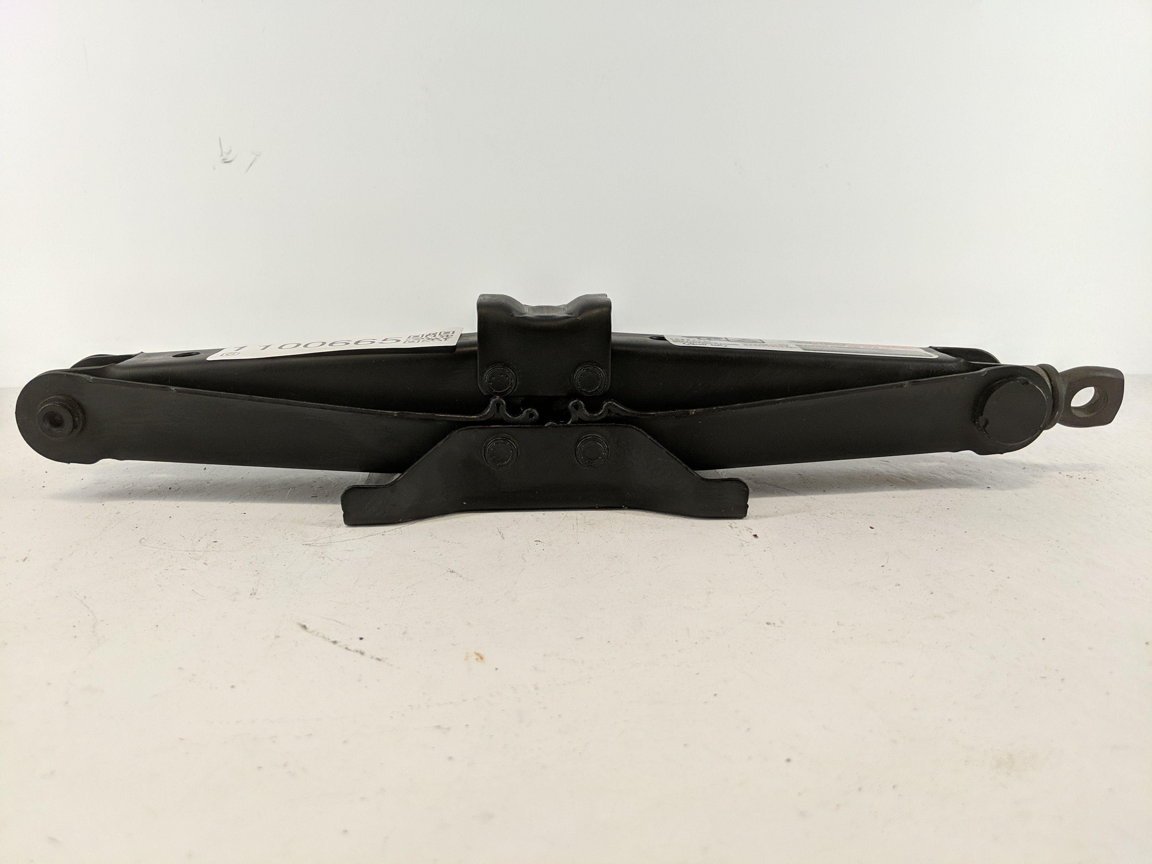 Picture of 2018 Honda Accord Spare Scissor Car Jack 1100665