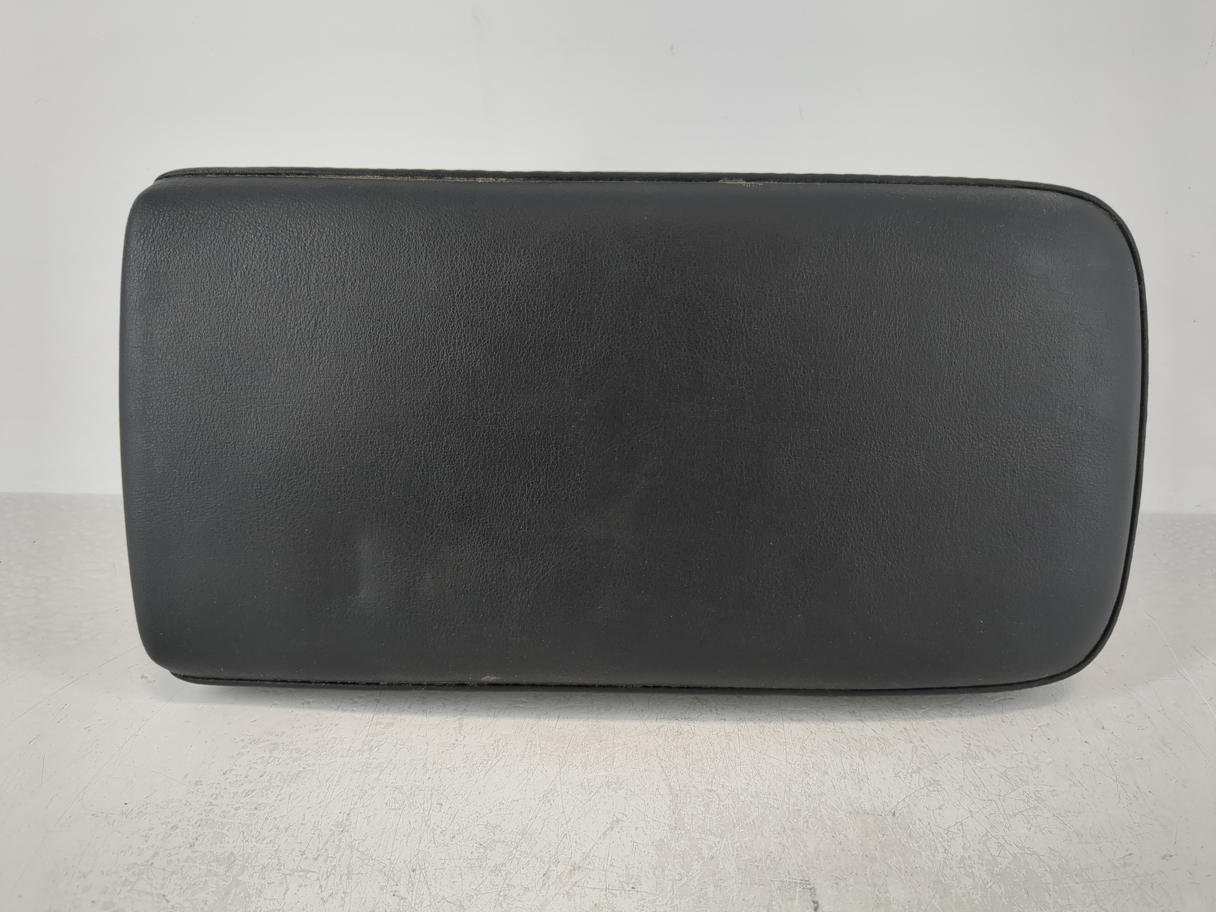 Picture of 2012-2013 Lexus Ct200h Center Console Armrest Cover Lid Black 1100686