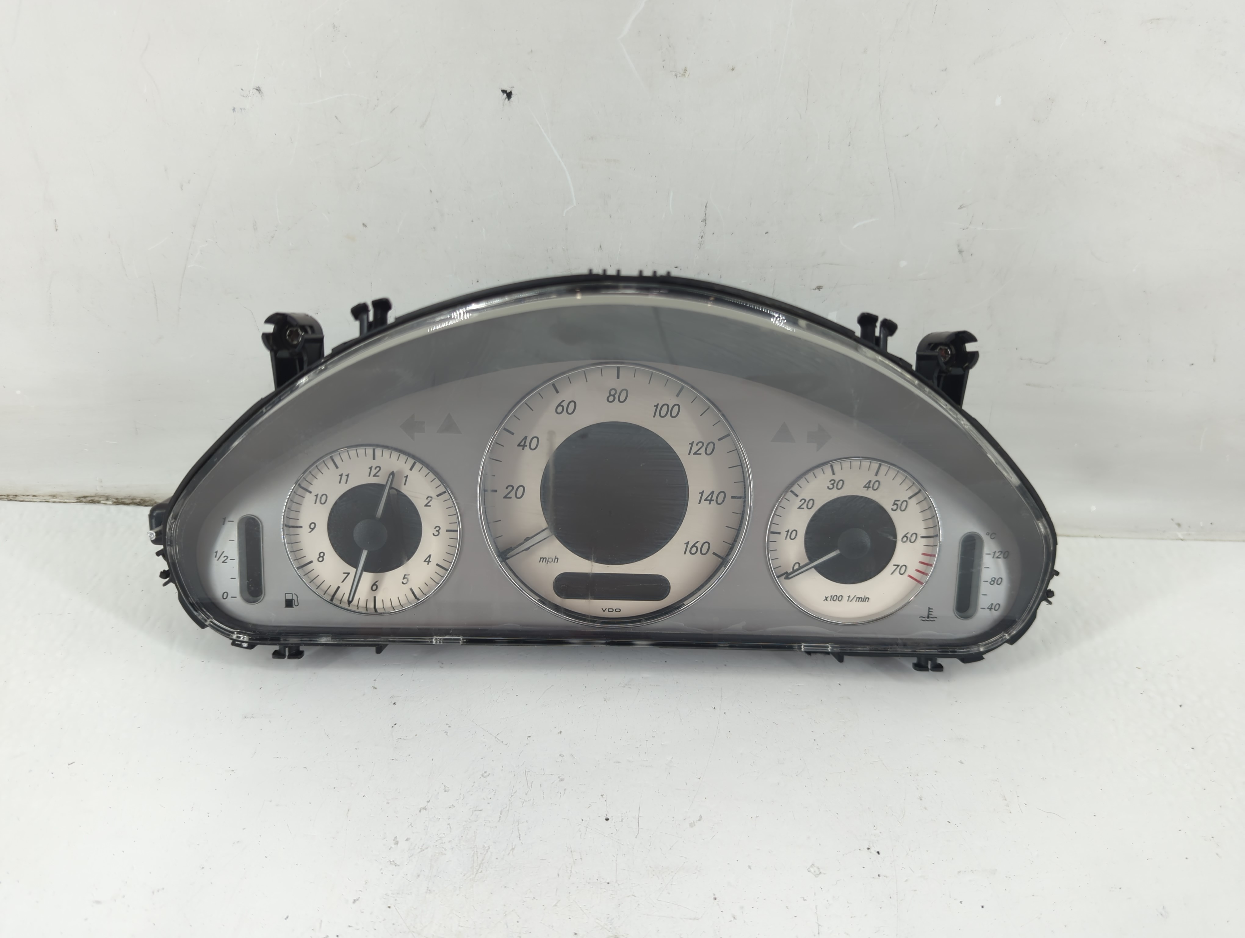 Mercedes-benz E350 Speedometer Instrument Cluster Gauges A 211 540 43 38 1100695 - Oemusedautoparts1.com