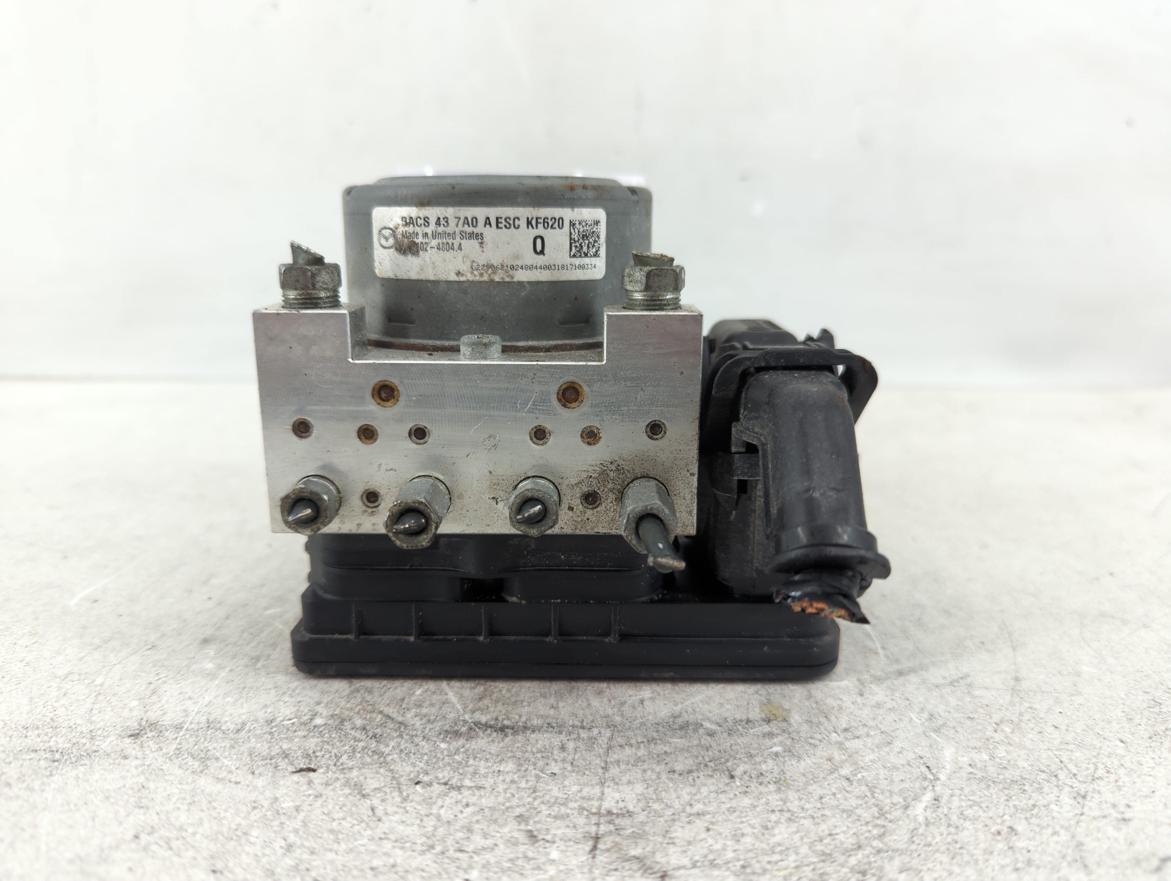 2017-2018 Mazda 3 Abs Pump Control Module 1100737 - Oemusedautoparts1.com
