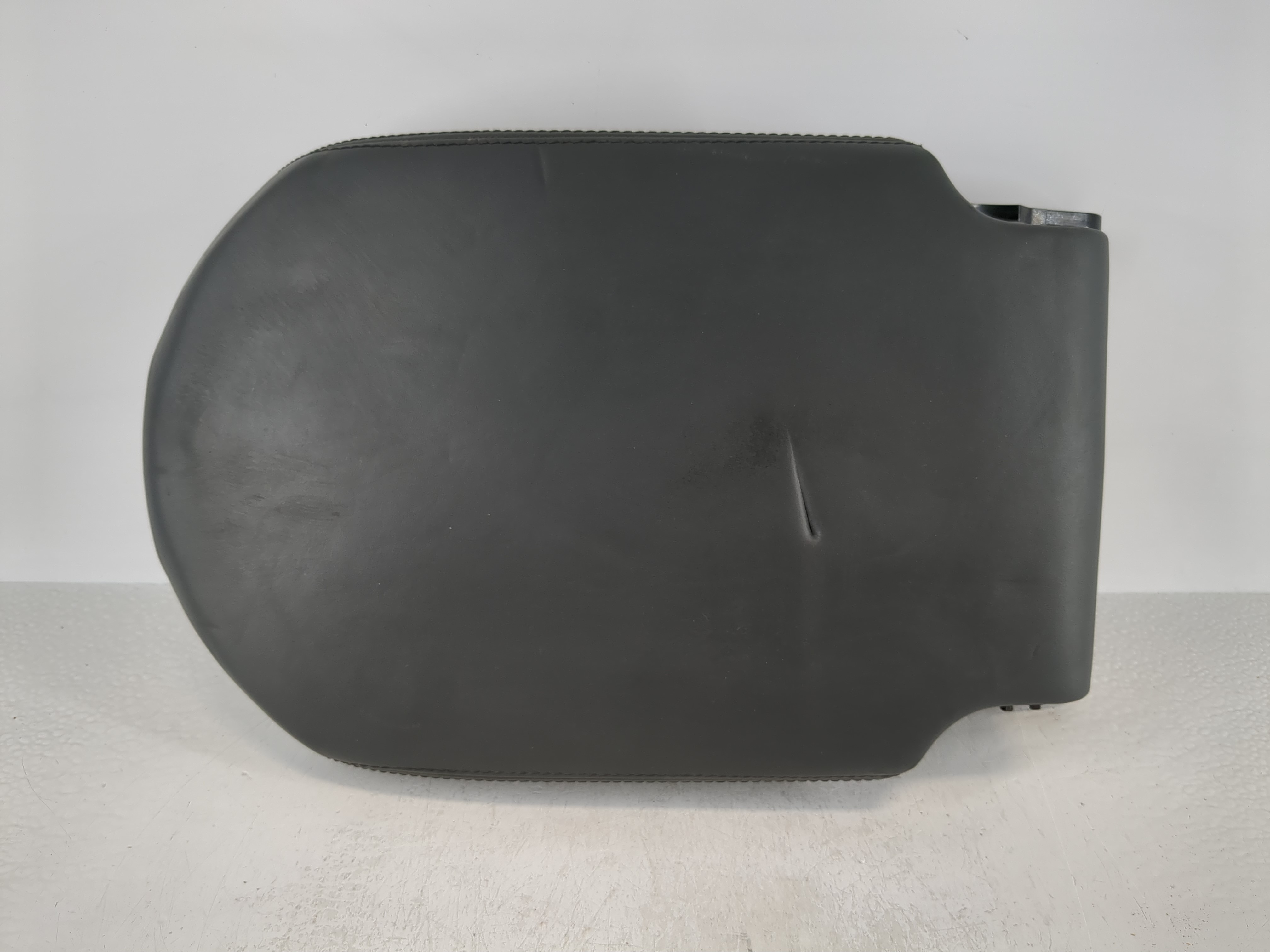 2014-2020 Land Rover Range Rover Sport Center Console Armrest Cover Lid 1100746 - Oemusedautoparts1.com