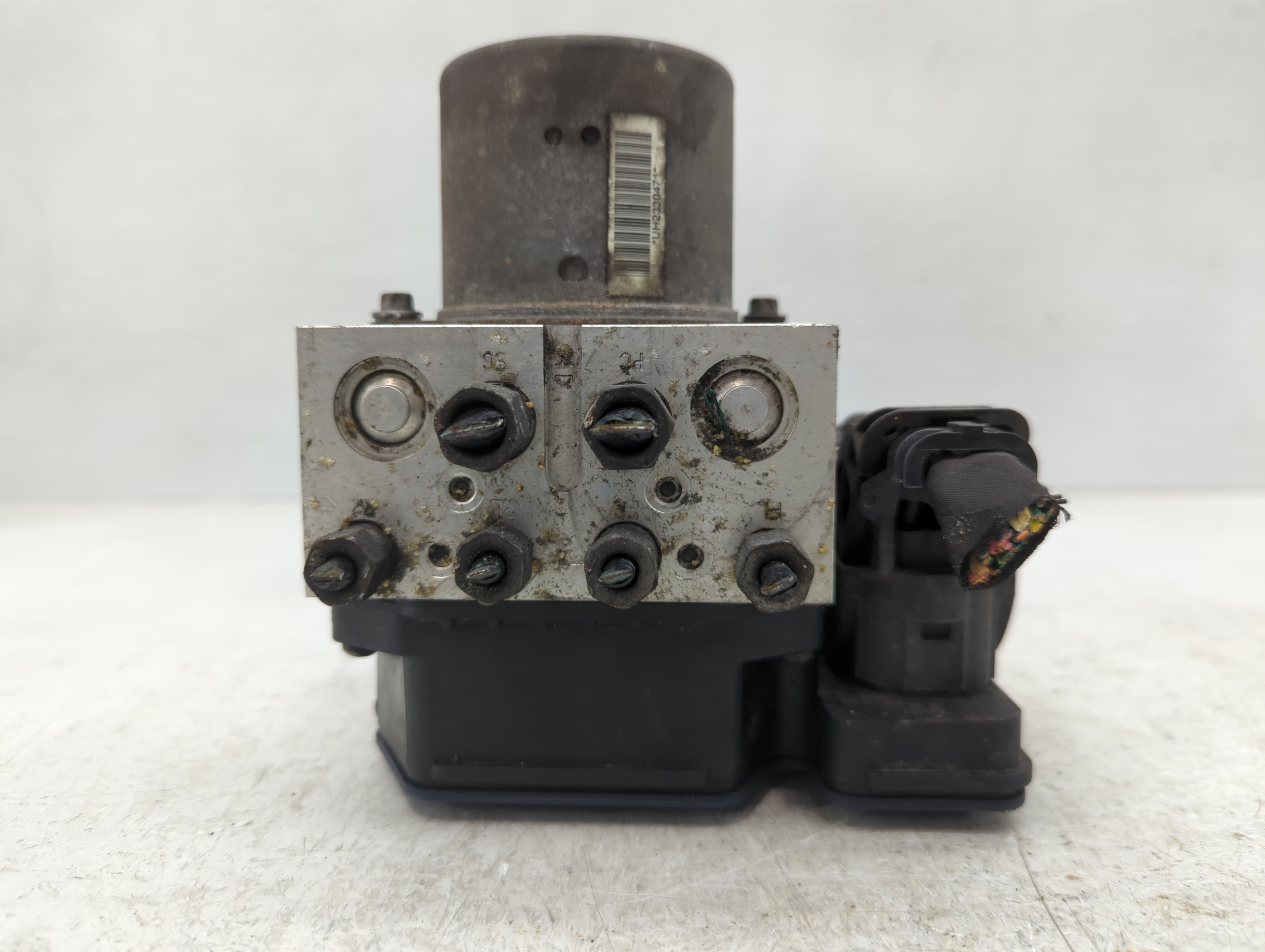 2018-2018 Dodge Durango Abs Pump Control Module 1100752 - Oemusedautoparts1.com