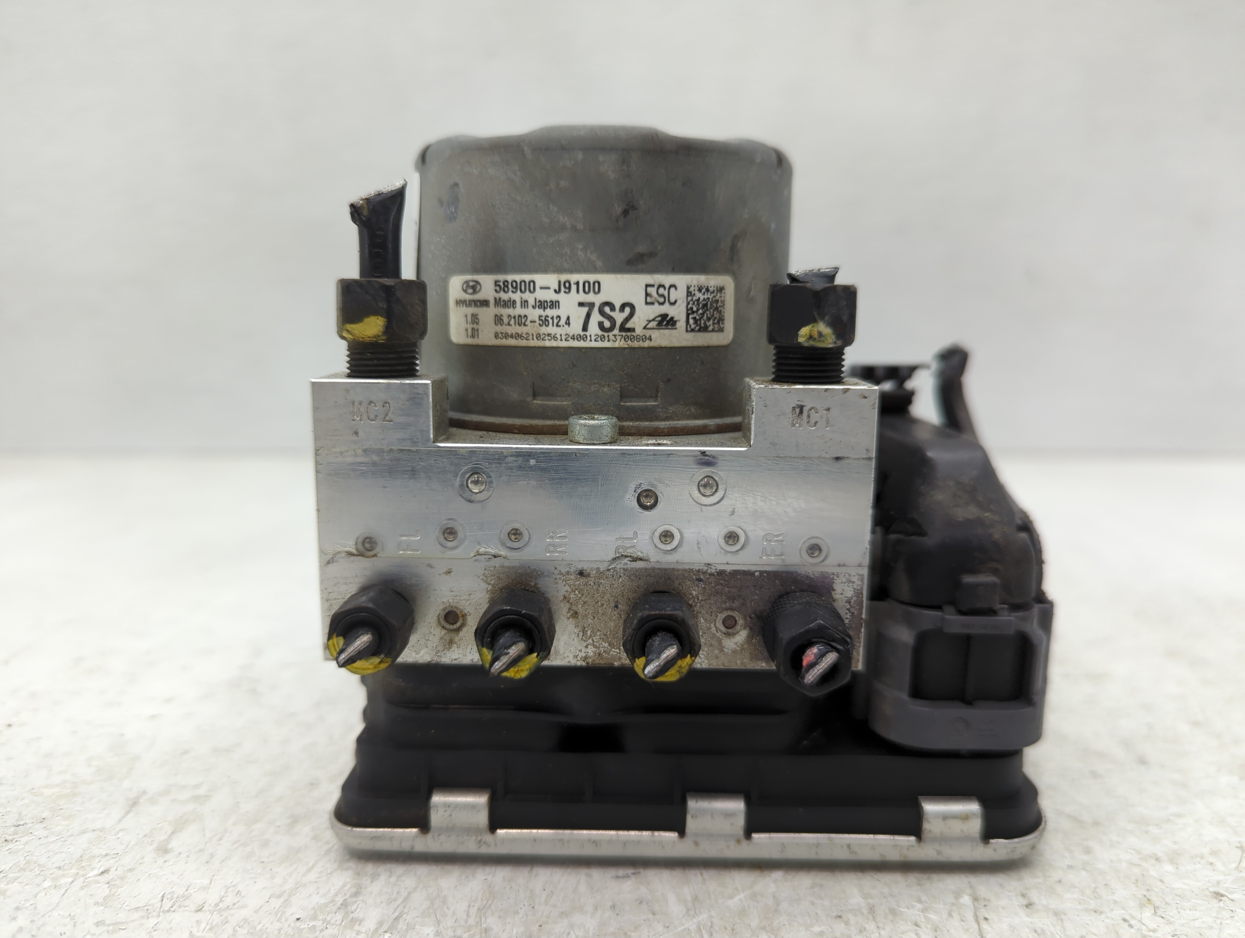 2018-2021 Hyundai Kona Abs Pump Control Module 1100767 - Oemusedautoparts1.com