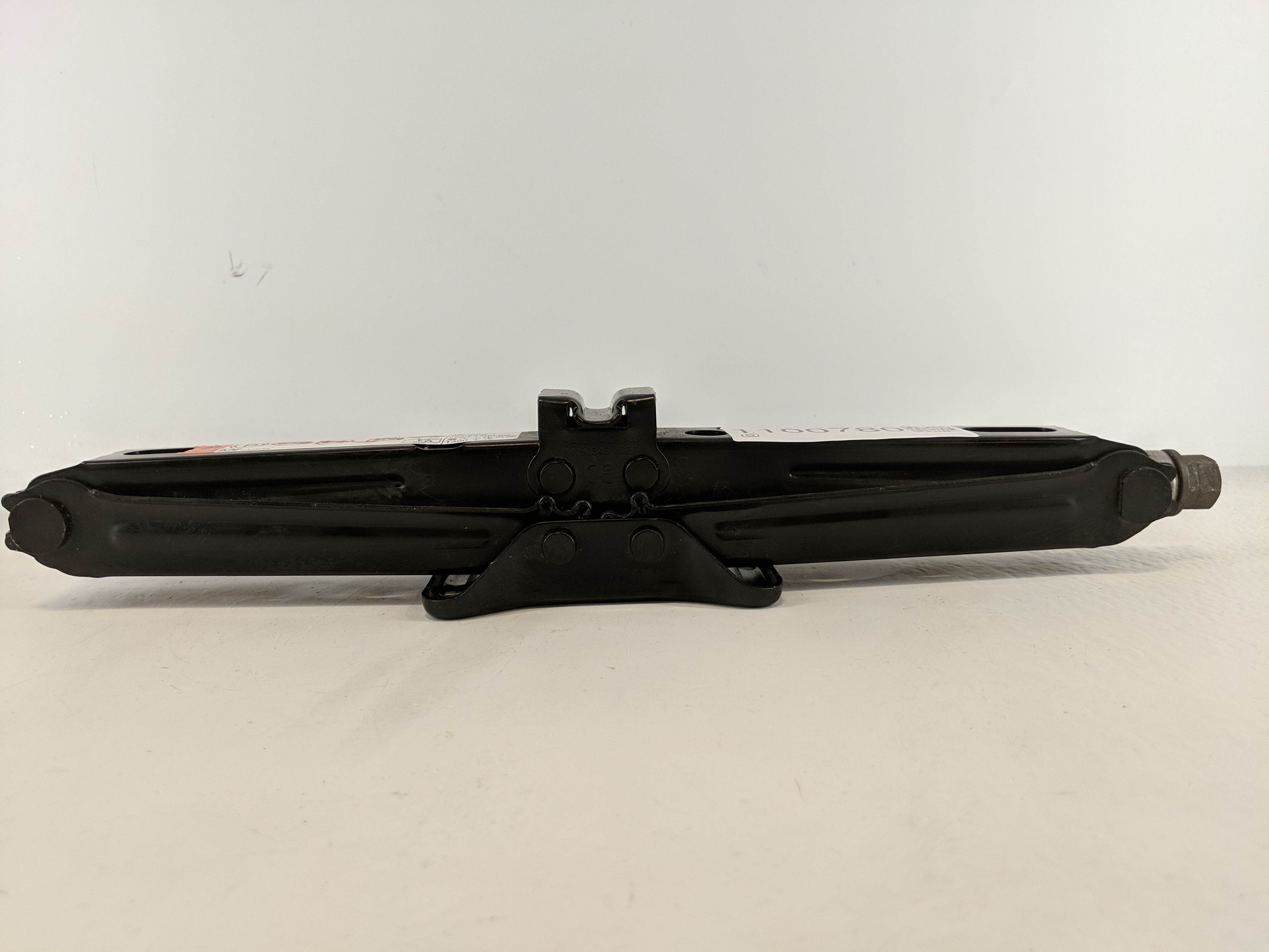 2021 Chevrolet Equinox Spare Scissor Car Jack 1100780 - Oemusedautoparts1.com
