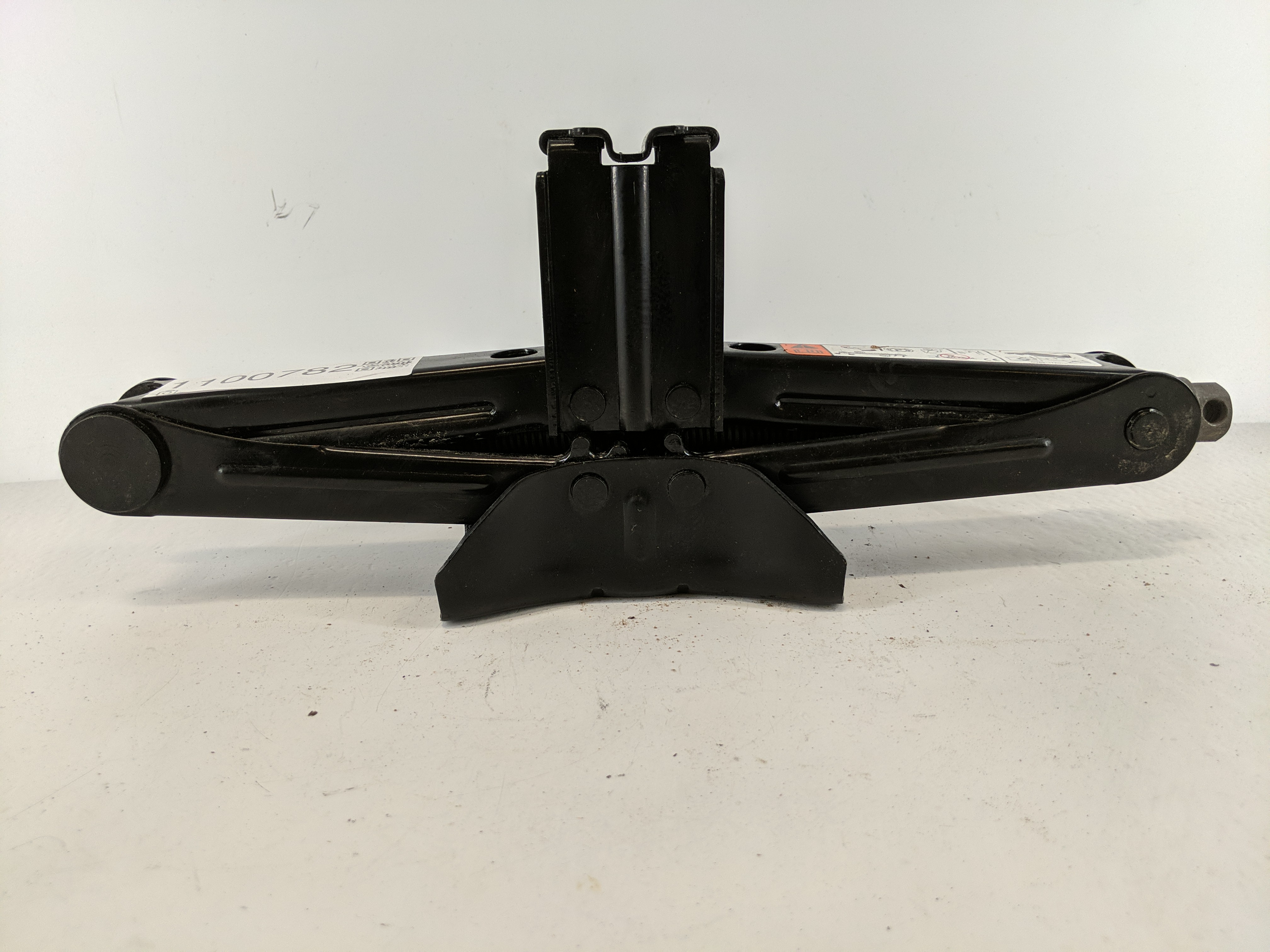 2016 Ford Escape Spare Scissor Car Jack 1100782 - Oemusedautoparts1.com