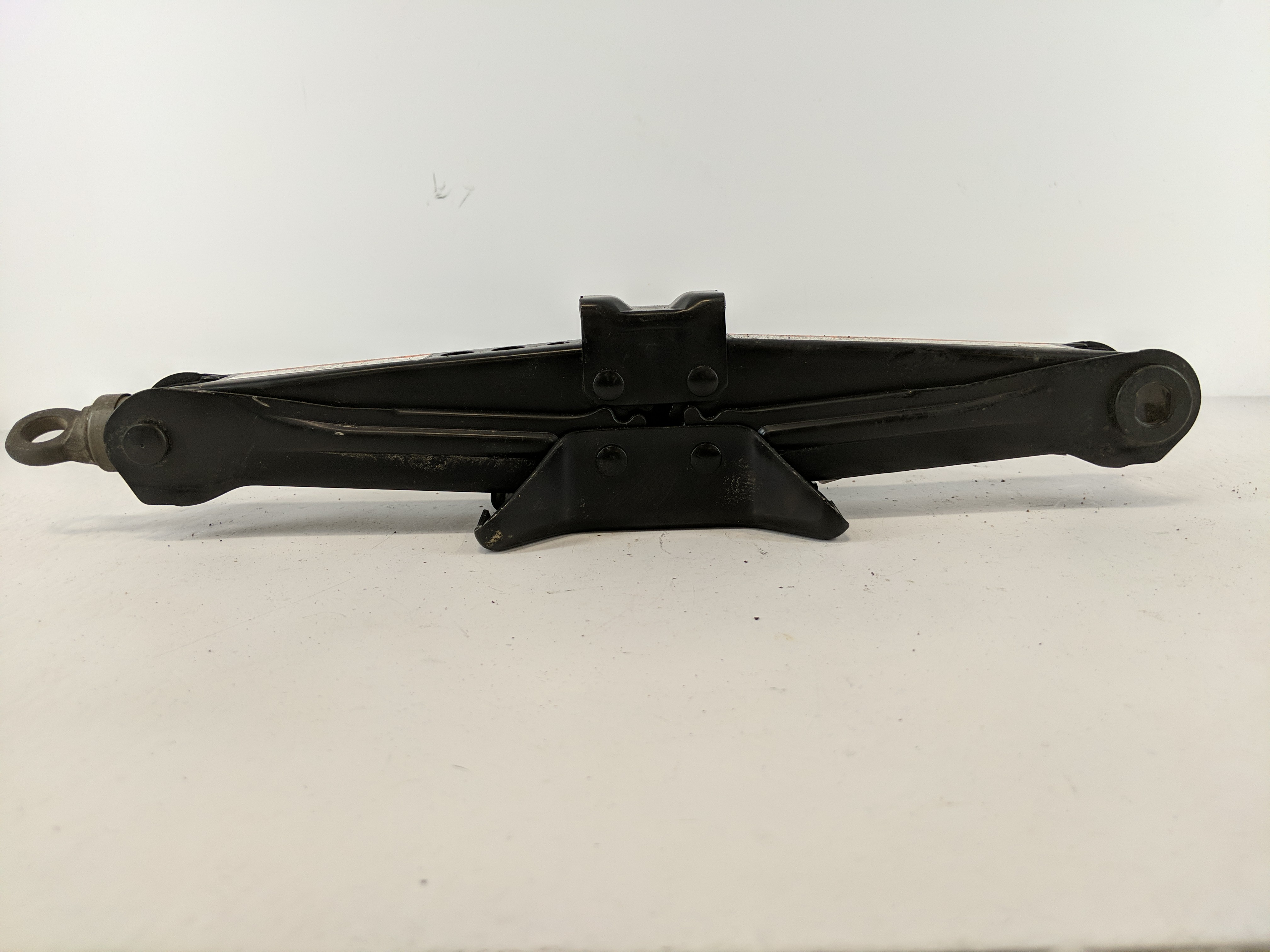 2016 Toyota Prius Spare Scissor Car Jack 1100785 - Oemusedautoparts1.com