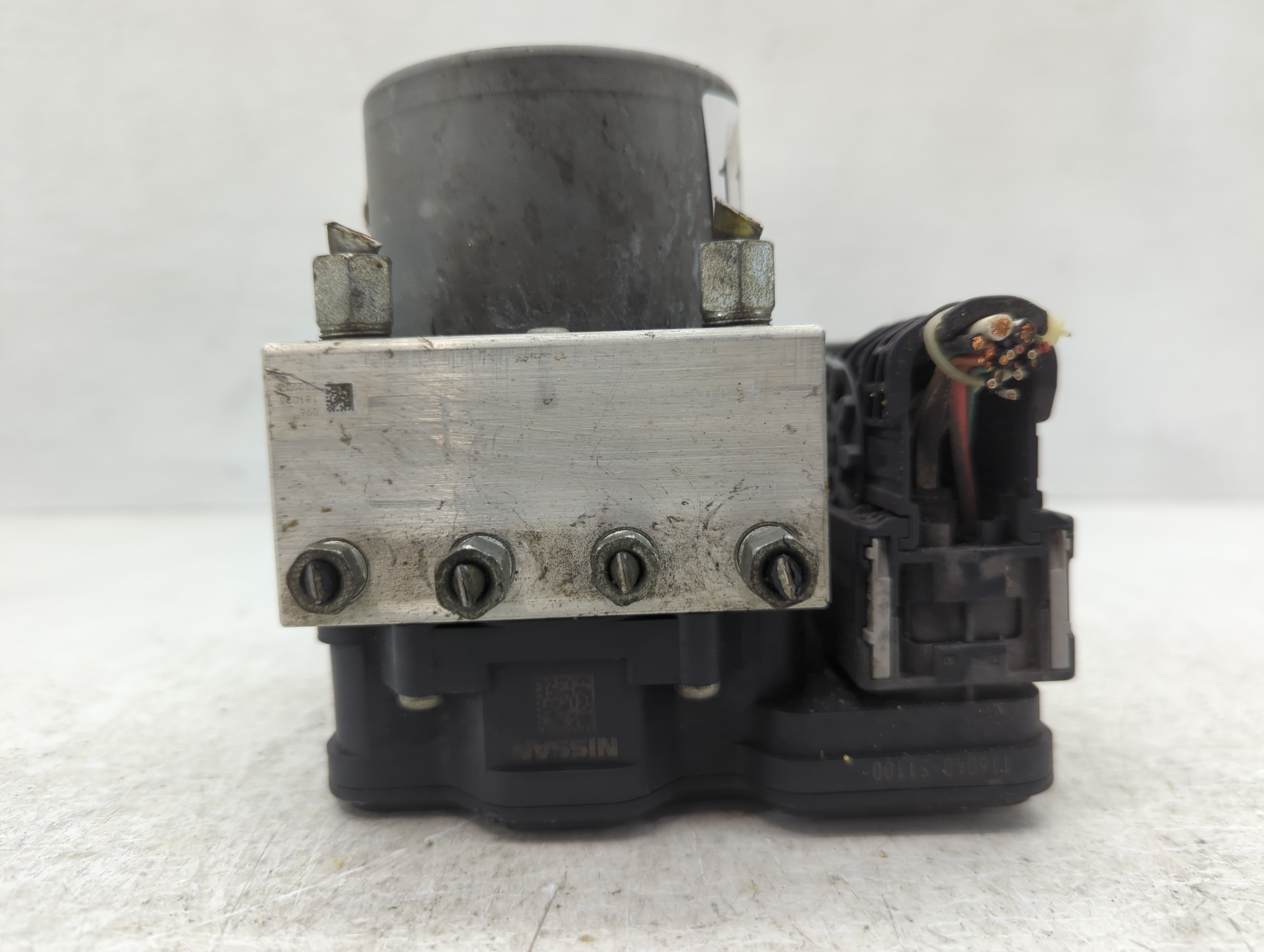 2018-2020 Infiniti Qx60 Abs Pump Control Module 1100836 - Oemusedautoparts1.com