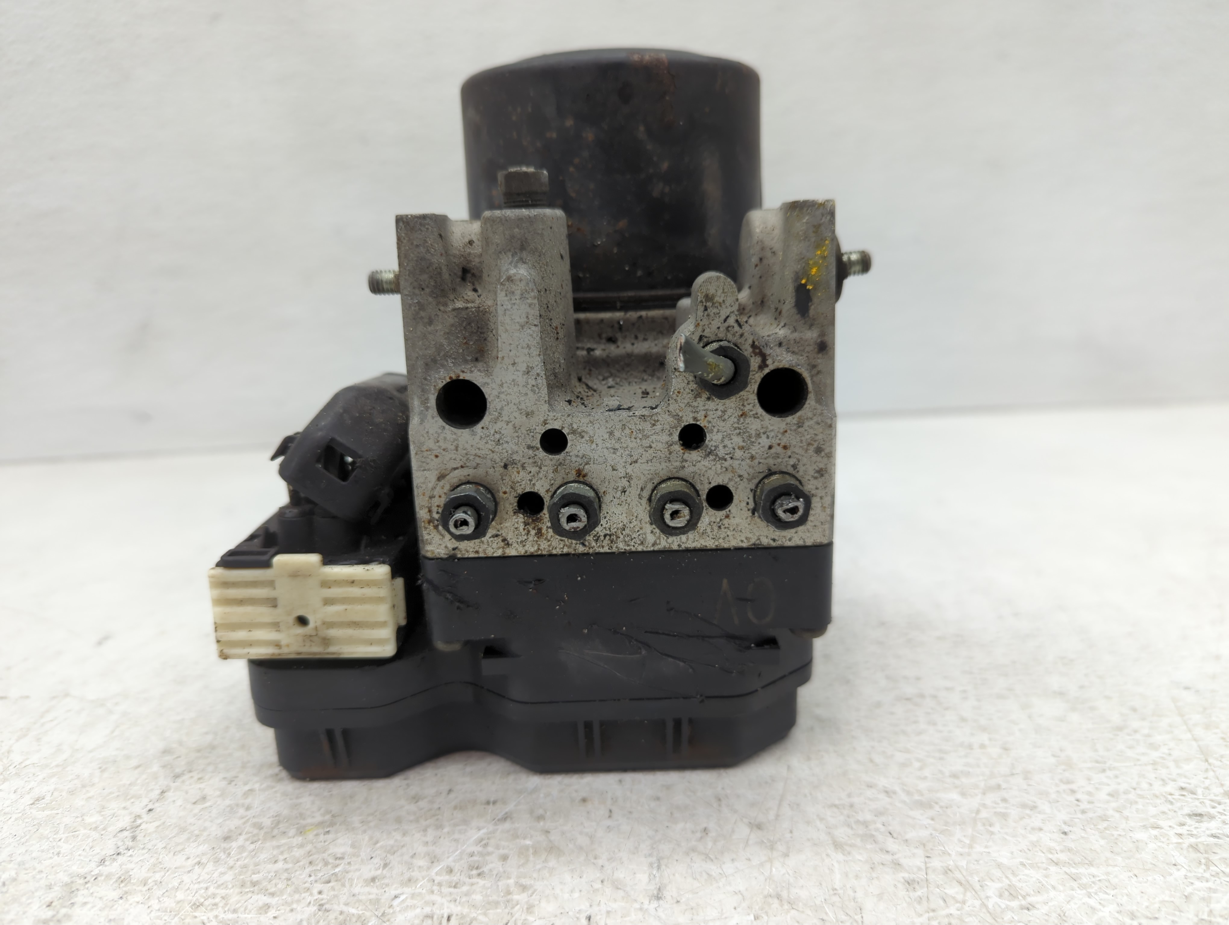 2006-2008 Toyota Rav4 Abs Pump Control Module 1100861 - Oemusedautoparts1.com