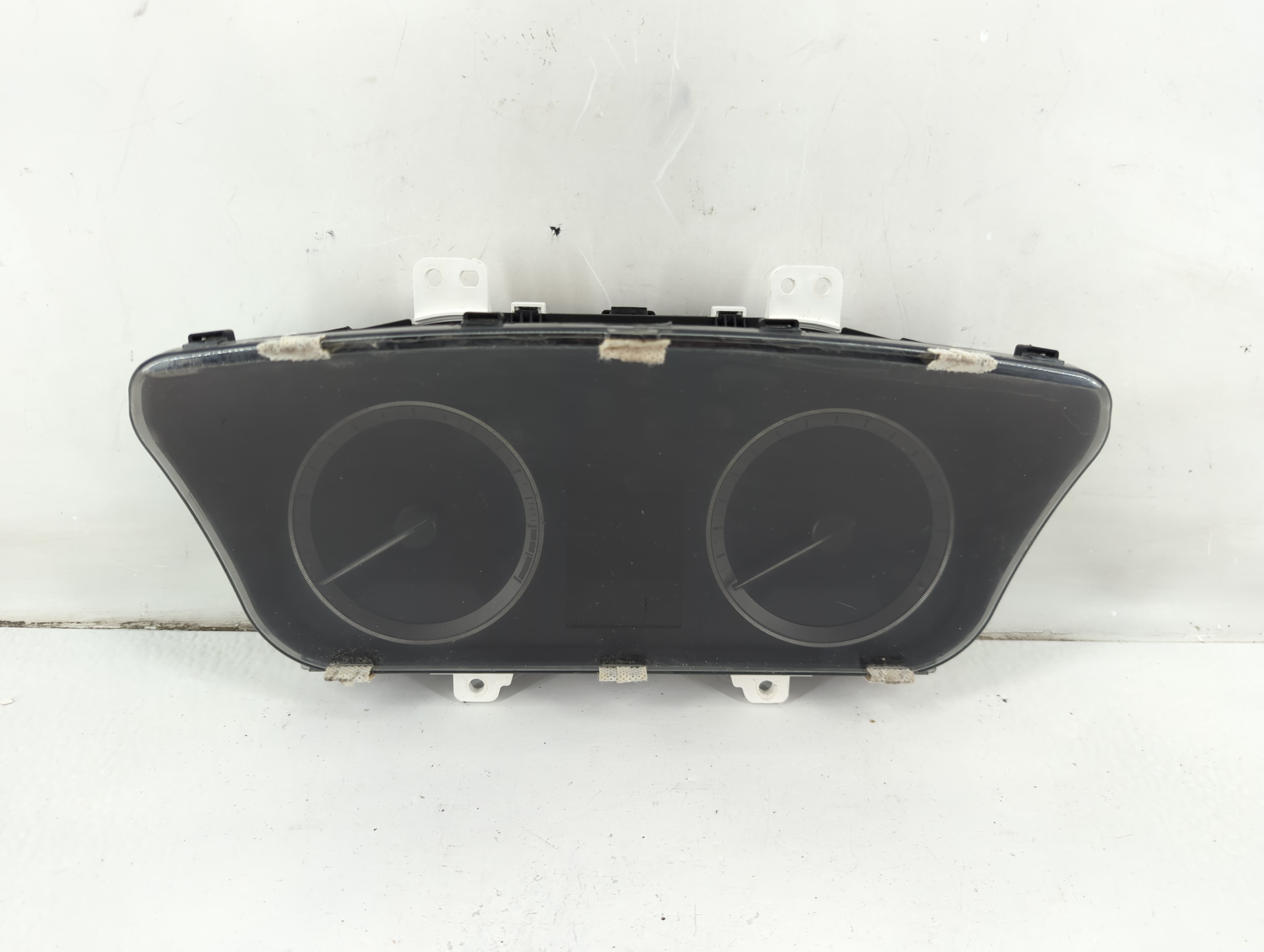 Picture of 2015-2015 Hyundai Sonata Speedometer Instrument Cluster Gauges 1100890