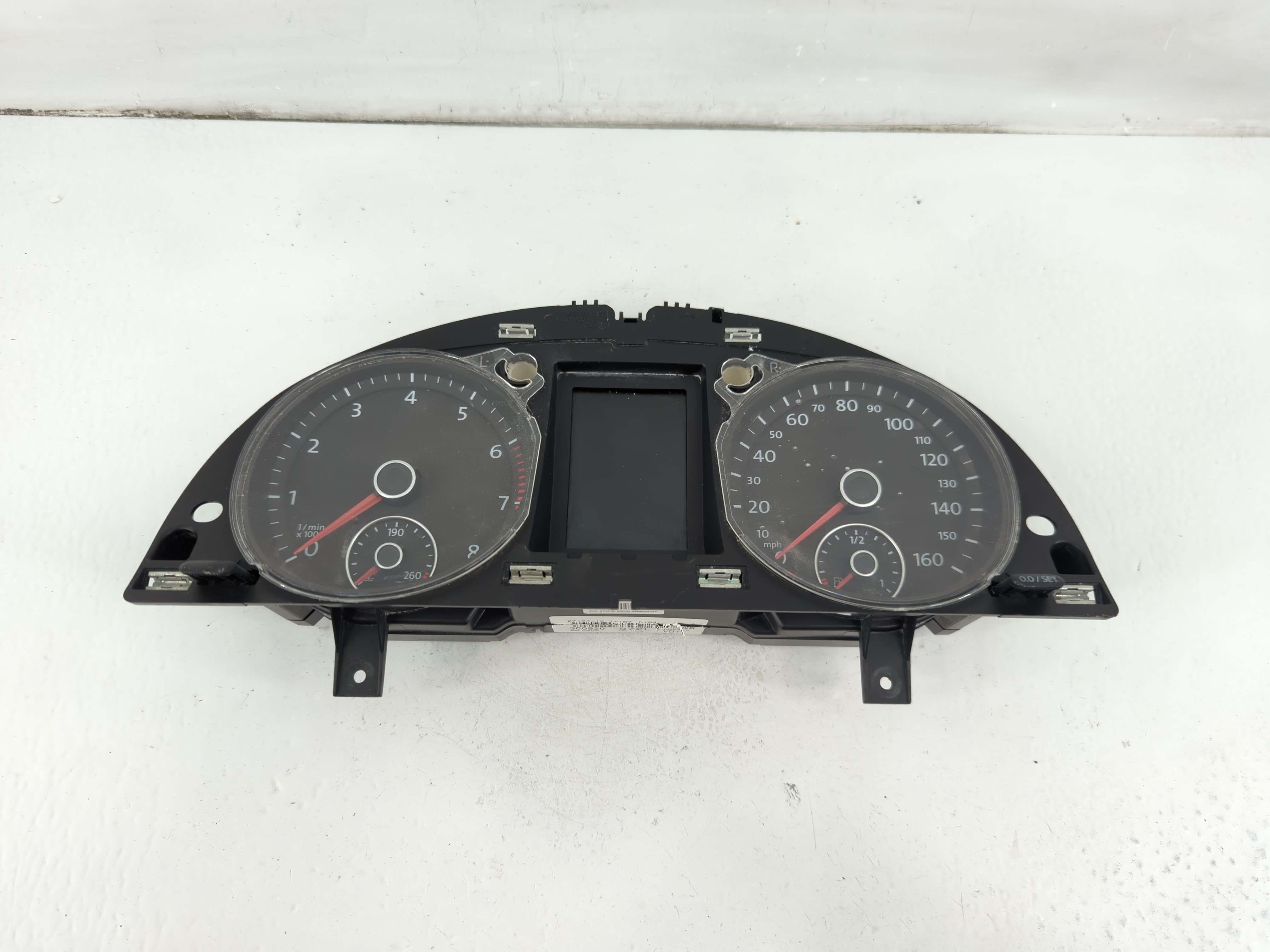 2010 Volkswagen Passat Speedometer Instrument Cluster Gauges A2c53375910 1100892 - Oemusedautoparts1.com