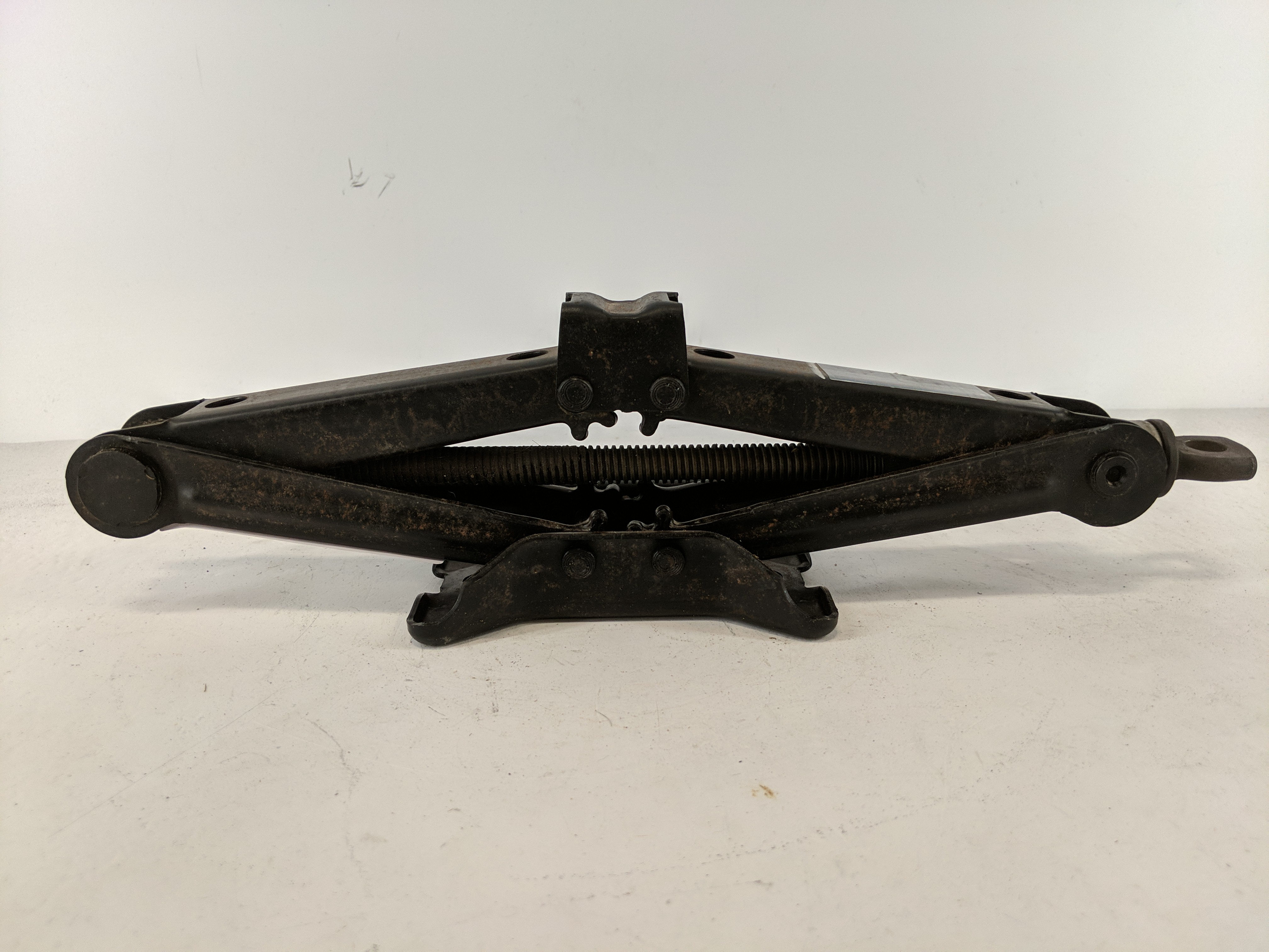 2015 Honda Civic Spare Scissor Car Jack 1100910 - Oemusedautoparts1.com