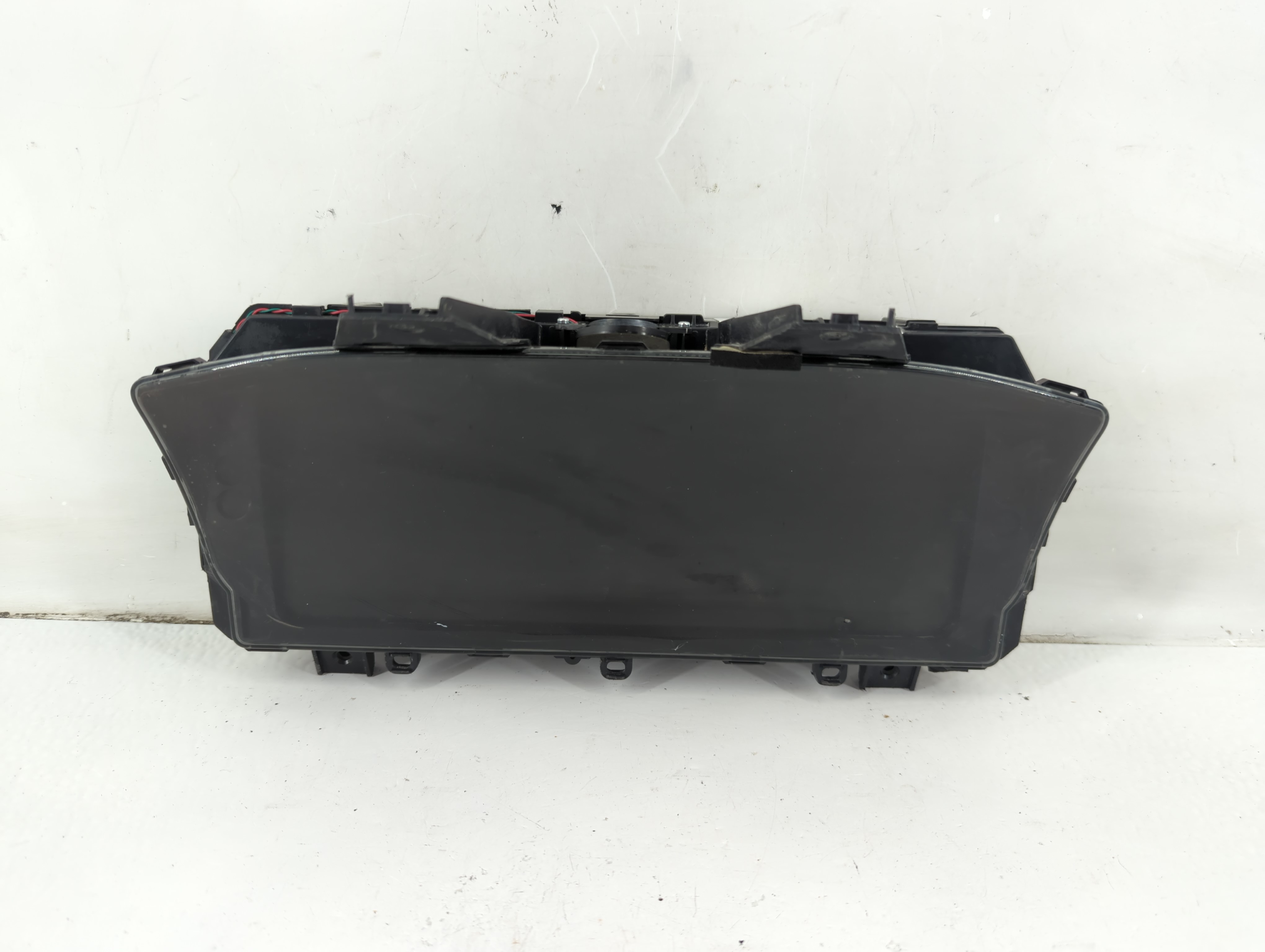 2017 Land Rover Range Rover Sport Speedometer Instrument Cluster Gauges 1100917 - Oemusedautoparts1.com
