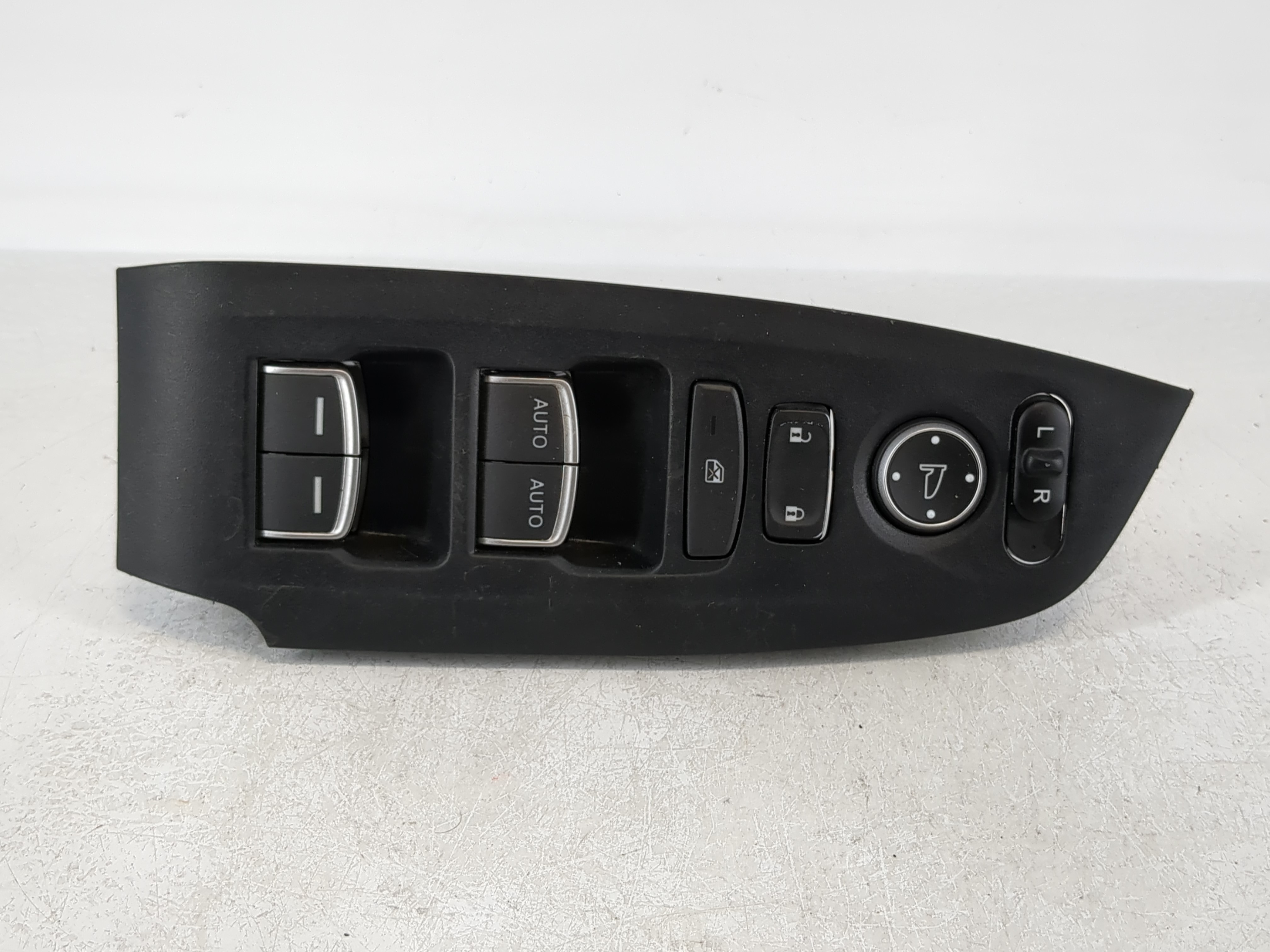 Picture of 2018-2022 Honda Accord Driver Left Door Master Power Window Switch 1100945