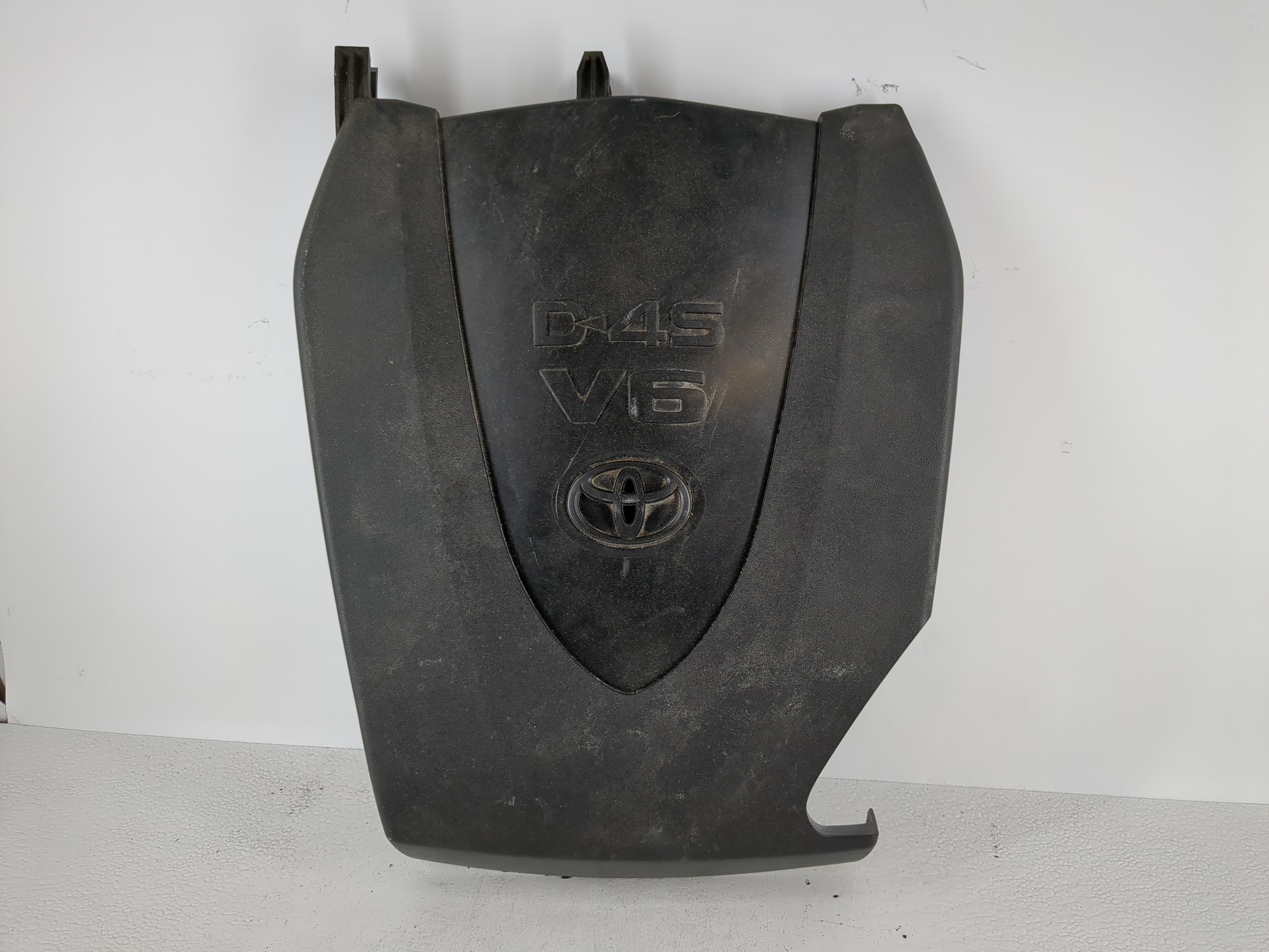 2022 Toyota Tacoma Engine Cover 1100971 - Oemusedautoparts1.com