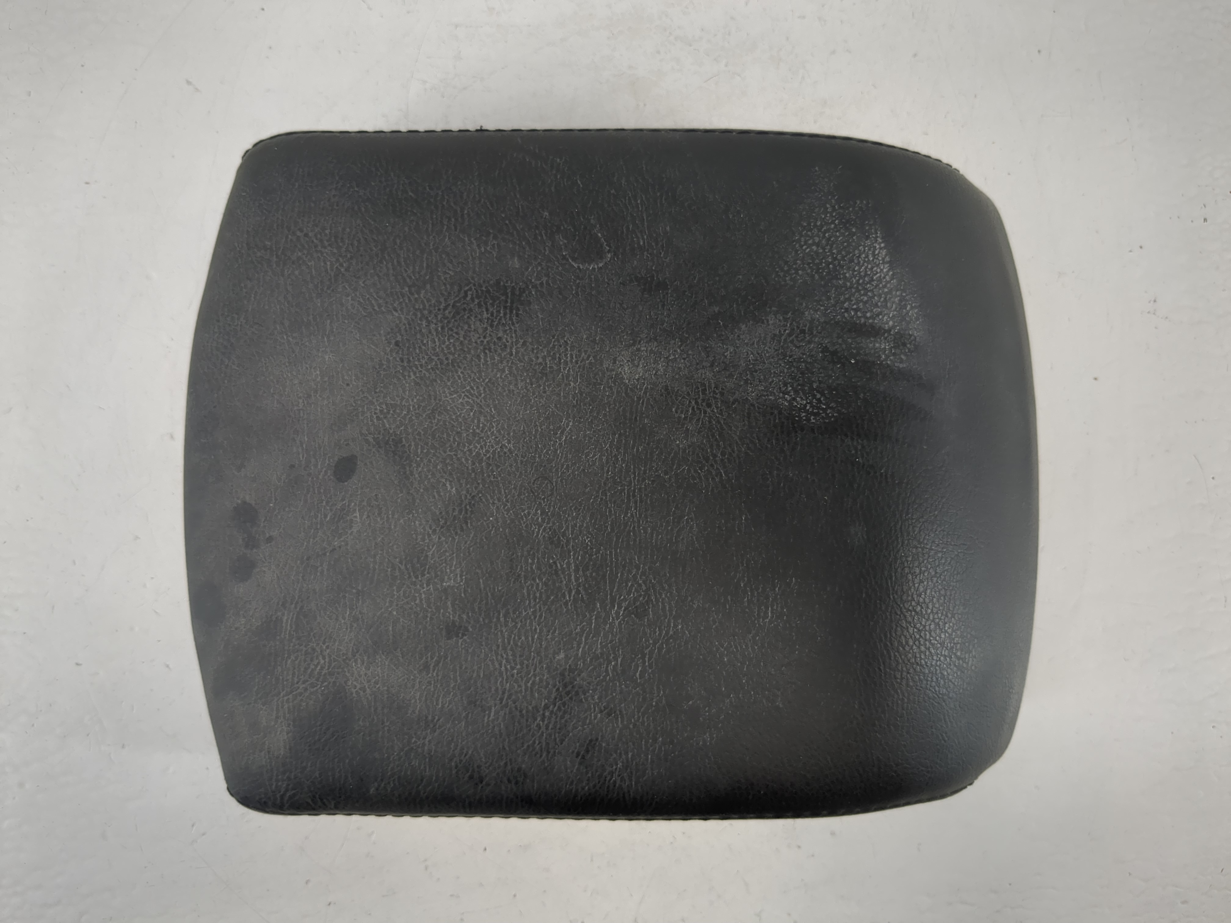 Picture of 2014-2016 Mazda 6 Center Console Armrest Cover Lid Black 1100975