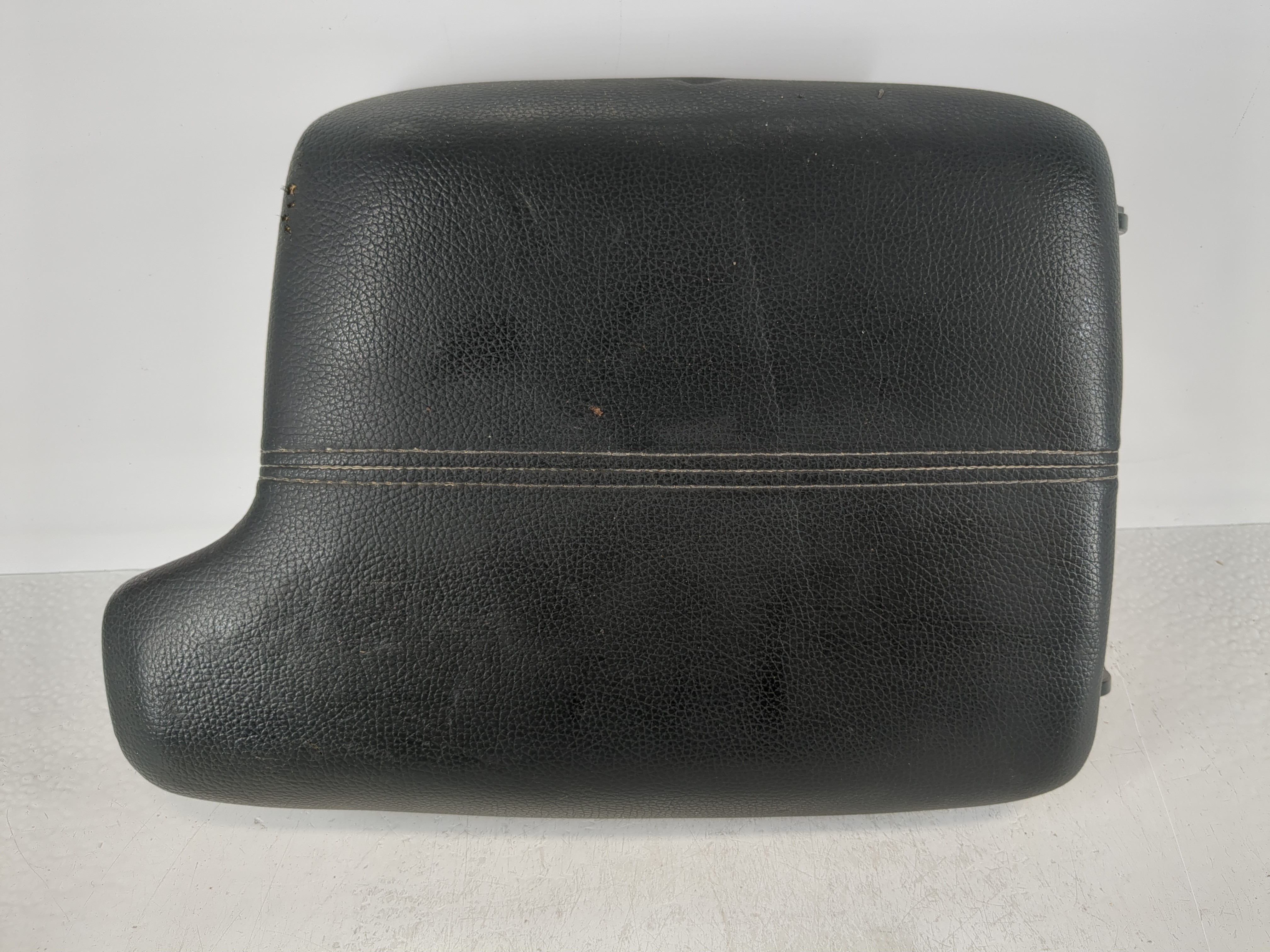 Picture of 2013-2015 Honda Accord Center Console Armrest Cover Lid Black 1100983