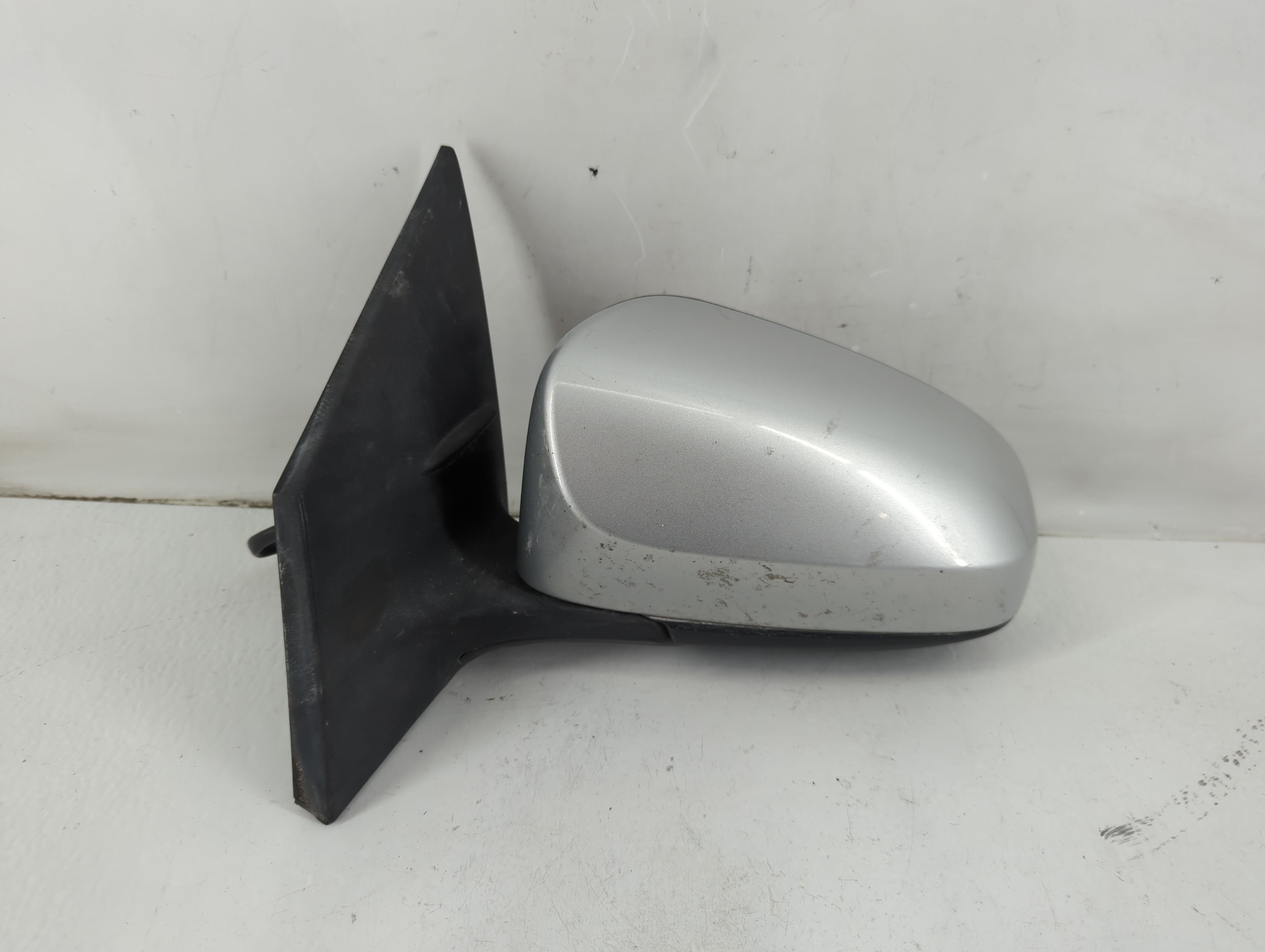 2014-2019 Toyota Corolla Driver Left Side View Power Door Mirror Silver 1101065 - Oemusedautoparts1.com