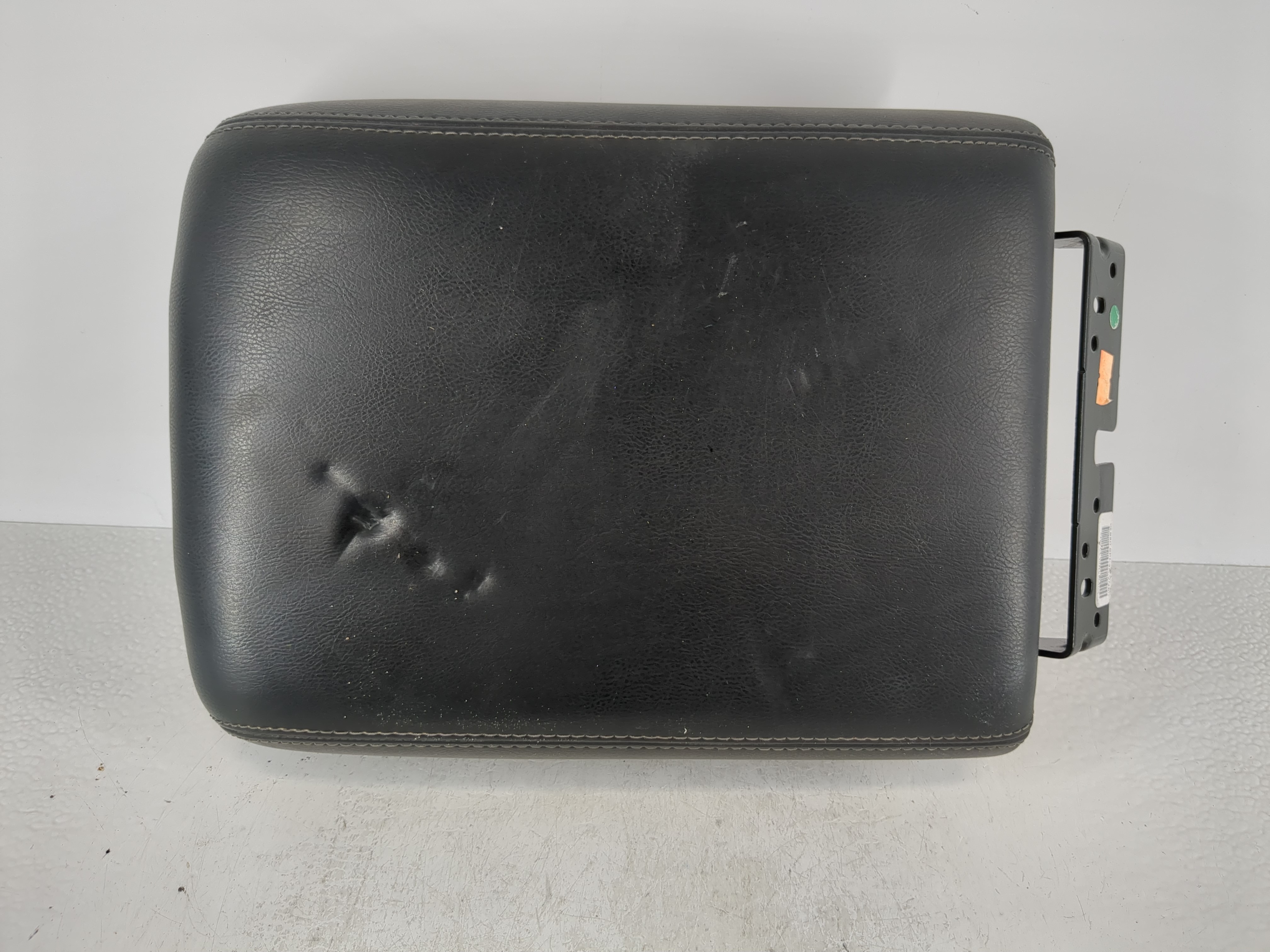2014-2020 Nissan Pathfinder Center Console Armrest Cover Lid Black 1101070 - Oemusedautoparts1.com