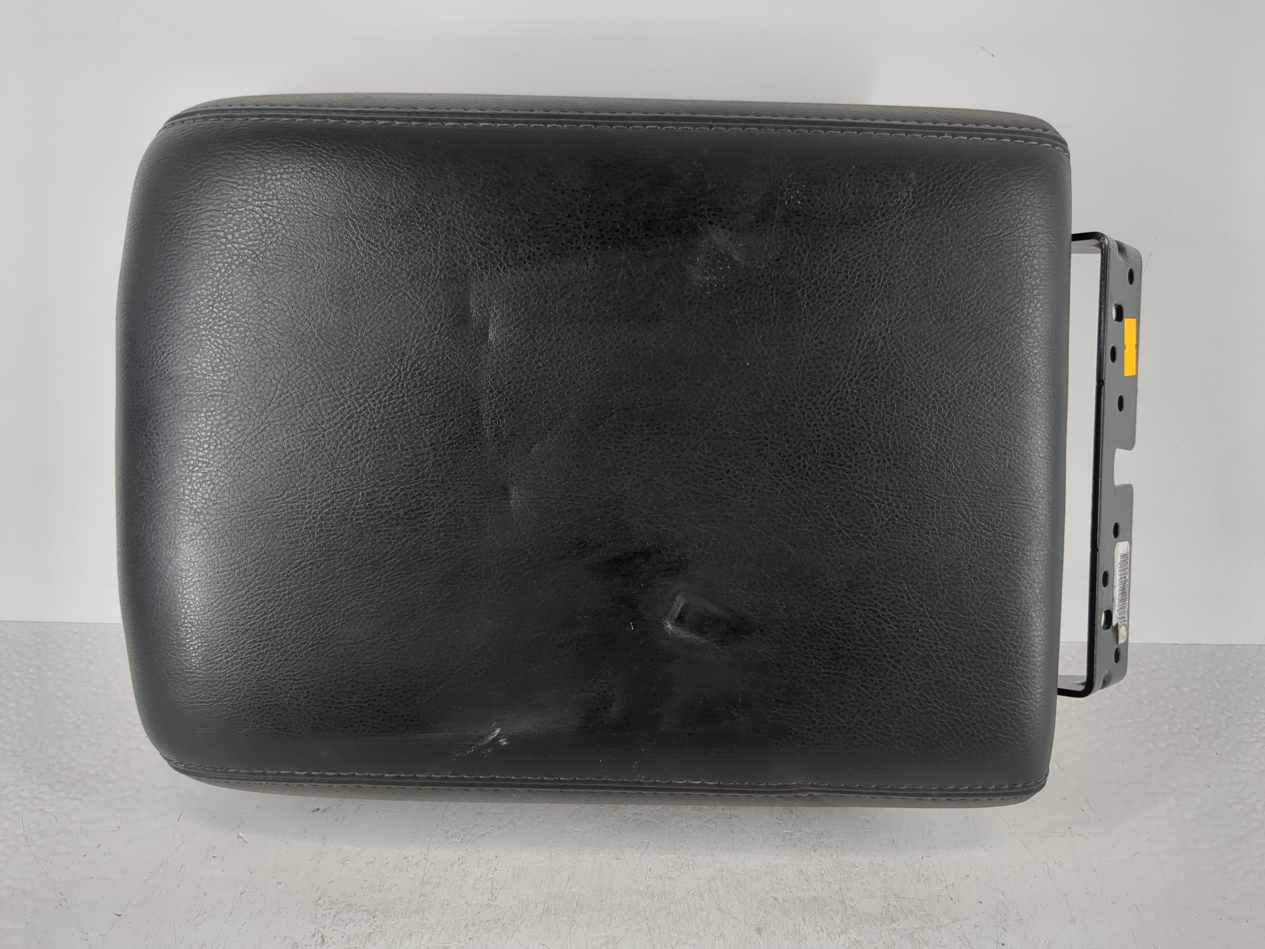 2014-2020 Nissan Pathfinder Center Console Armrest Cover Lid Black 1101074 - Oemusedautoparts1.com