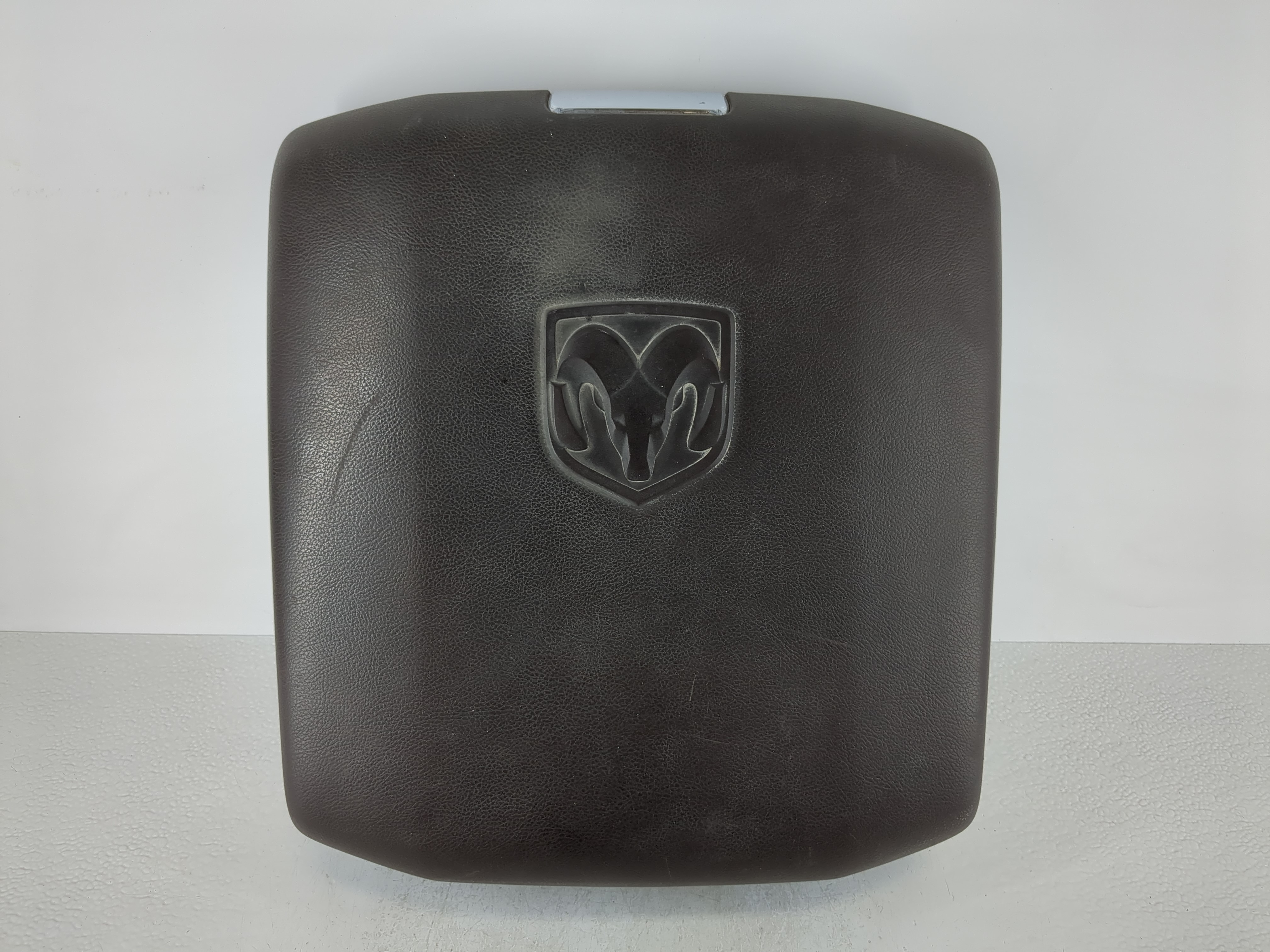 Dodge Ram 1500 Center Console Armrest Cover Lid Black 1101076 - Oemusedautoparts1.com