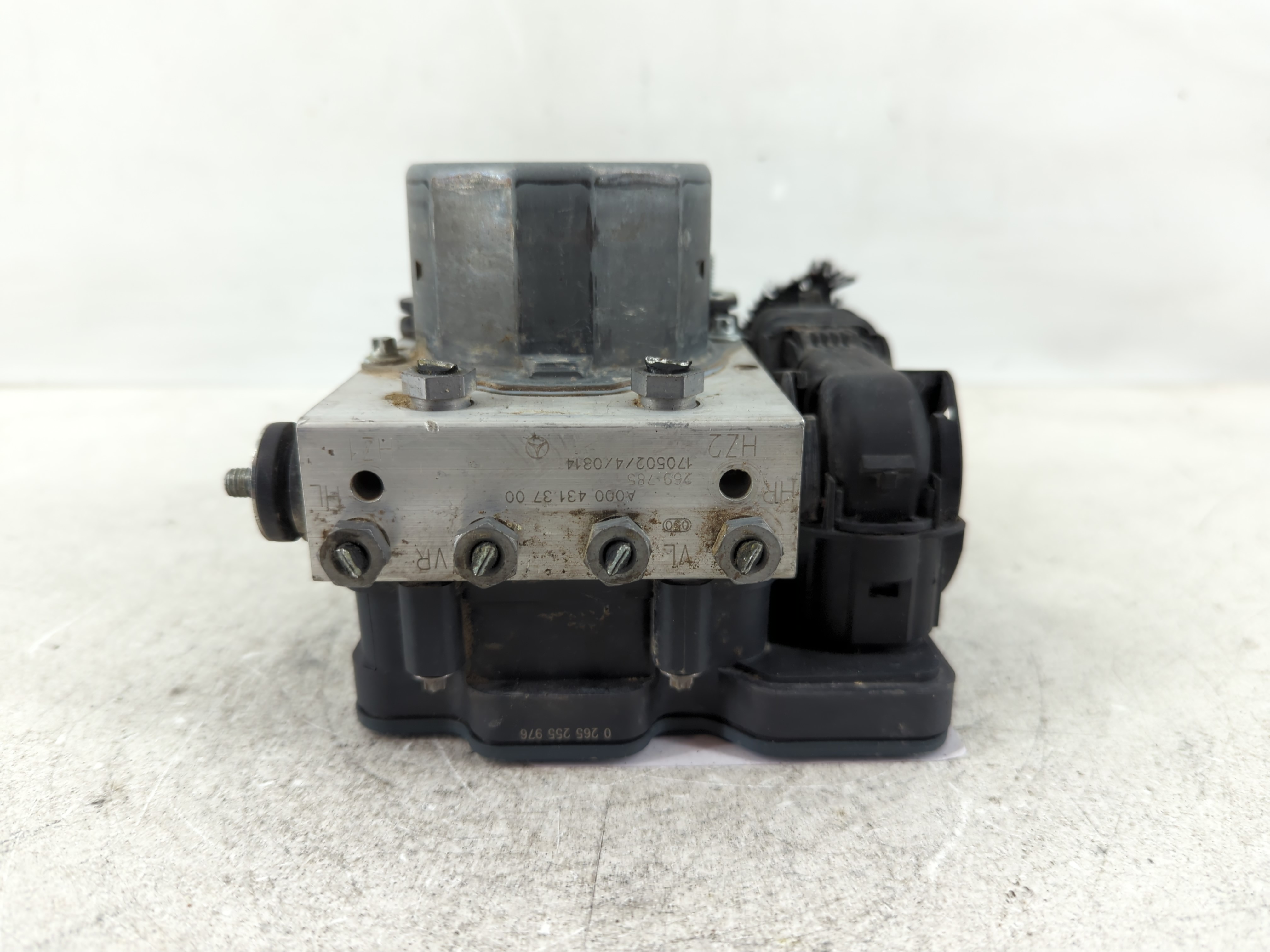 Picture of 2014-2015 Mercedes-benz Cla250 Abs Pump Control Module 1101086