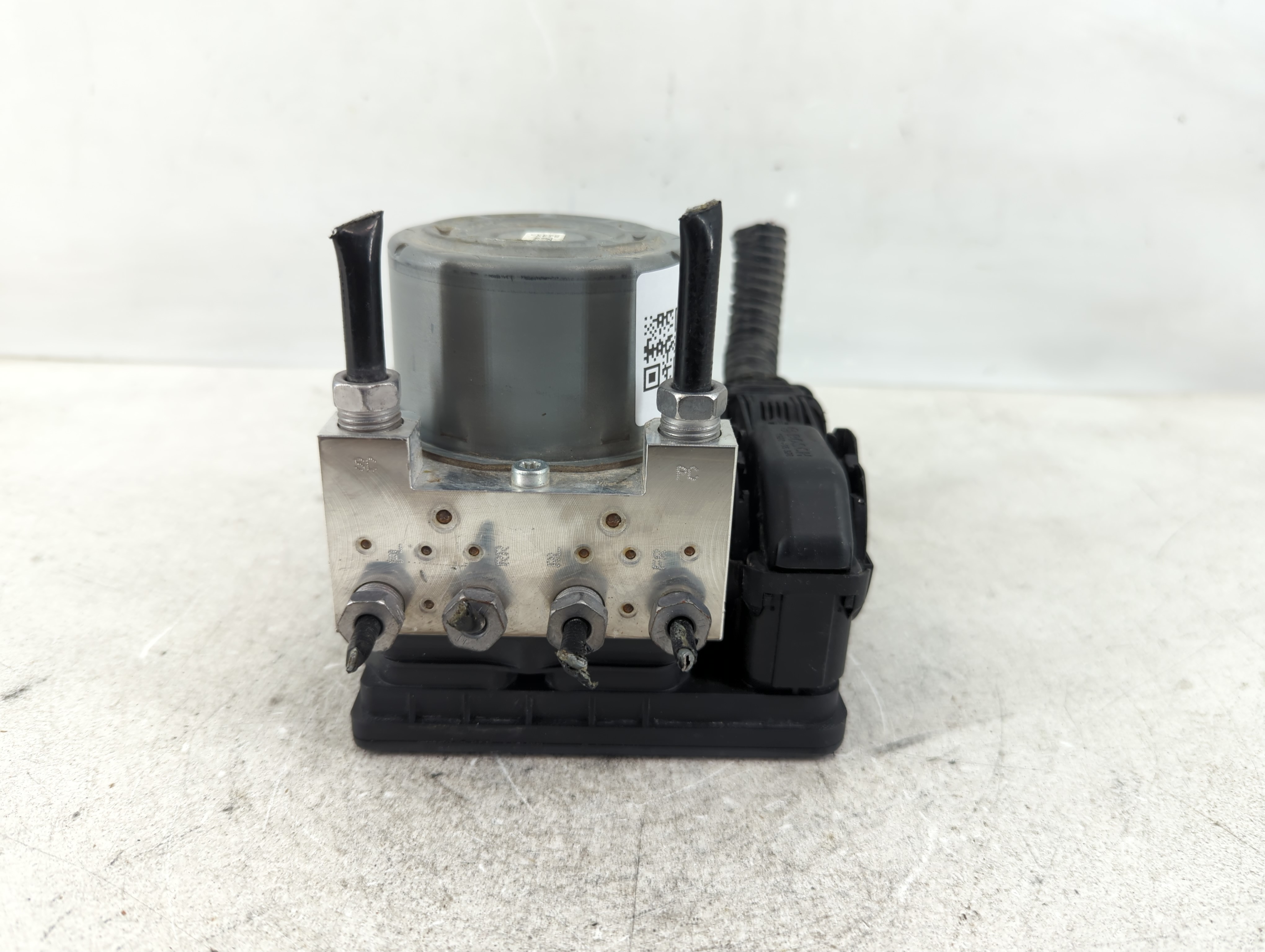 2014-2016 Cadillac Cts Abs Pump Control Module 1101090 - Oemusedautoparts1.com