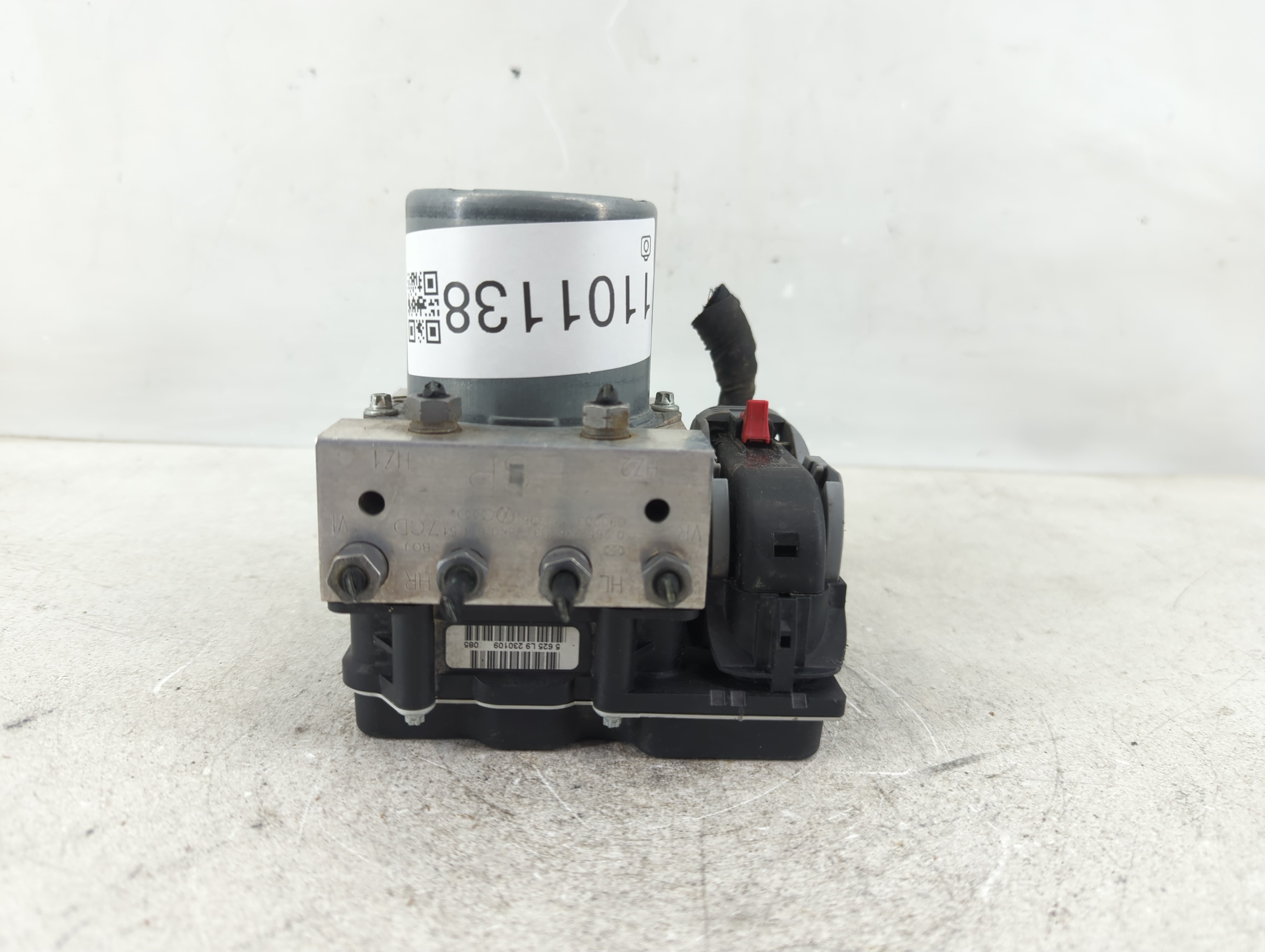Picture of 2009-2009 Audi A4 Abs Pump Control Module 1101138