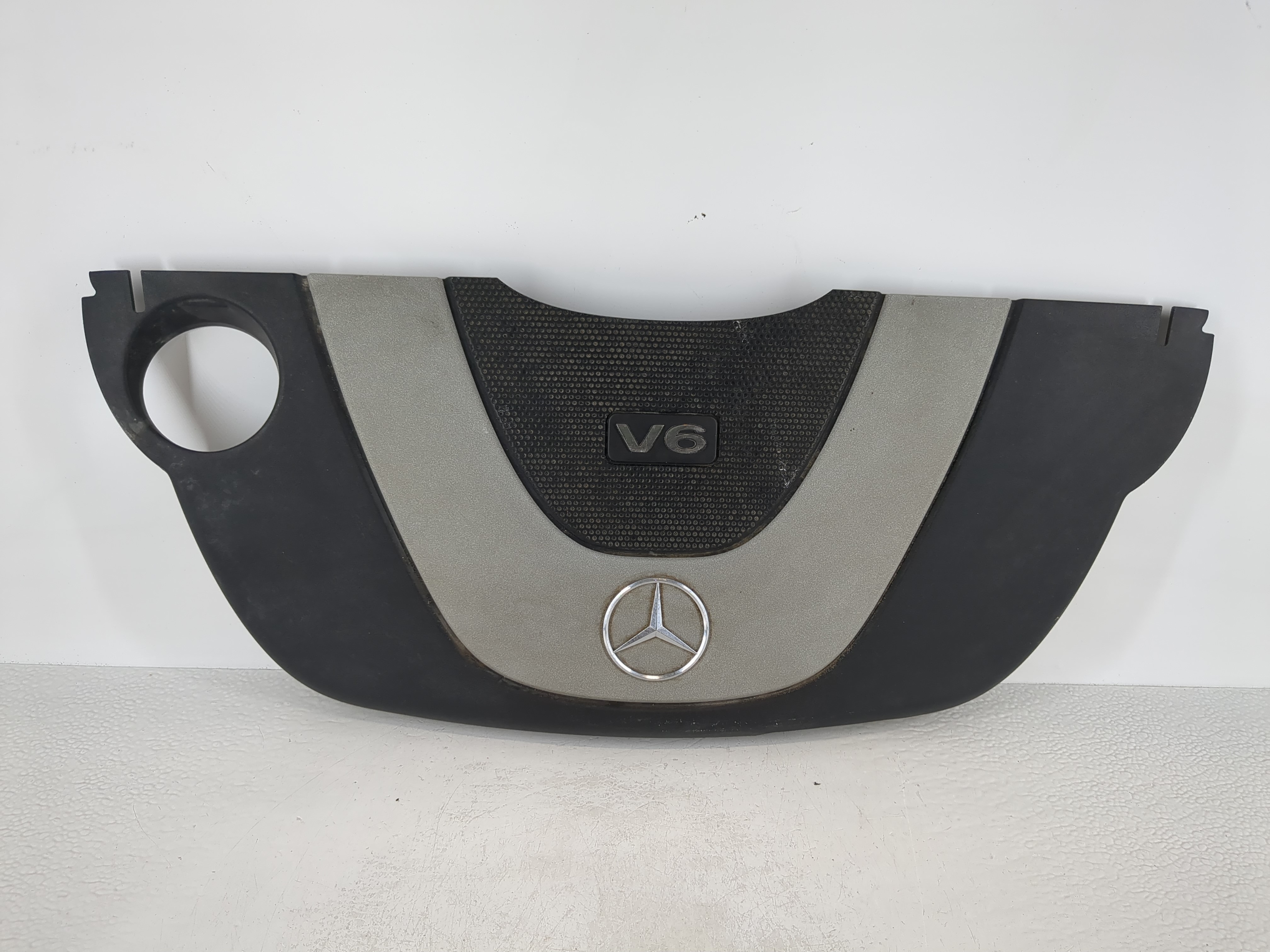Picture of 2008 Mercedes-benz E350 Engine Cover 1101158