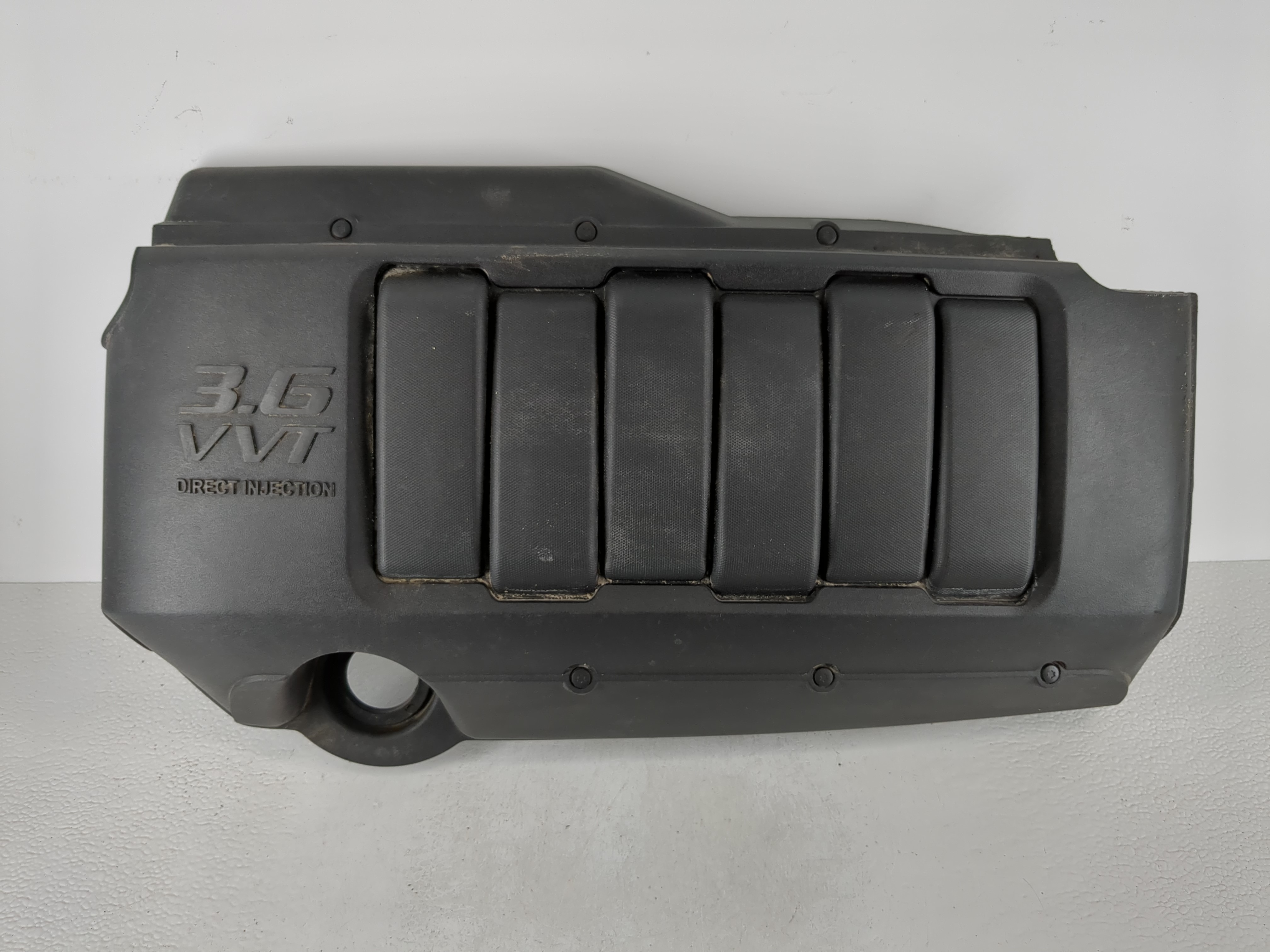 2009 Chevrolet Traverse Engine Cover 1101159 - Oemusedautoparts1.com