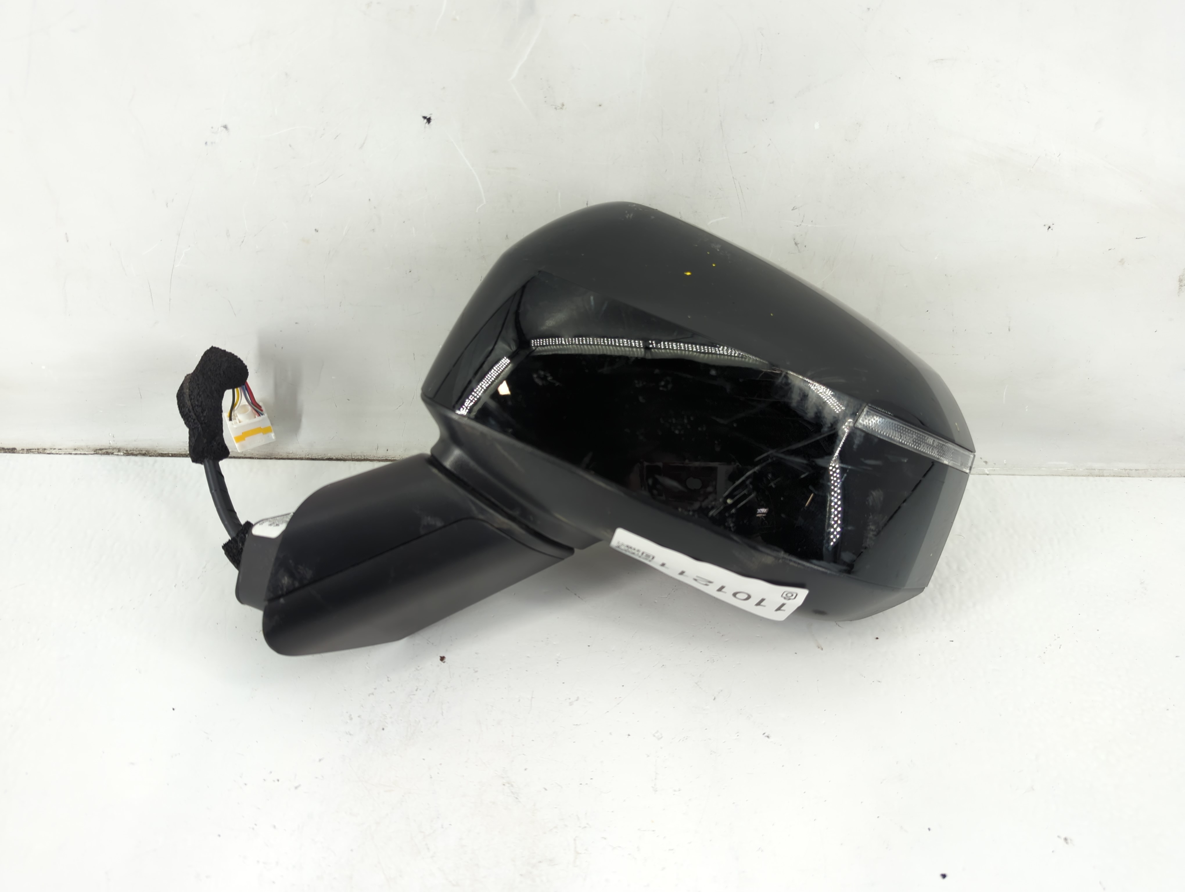 2024 Hyundai Santa Fe Driver Left Side View Power Door Mirror Black 1101211 - Oemusedautoparts1.com