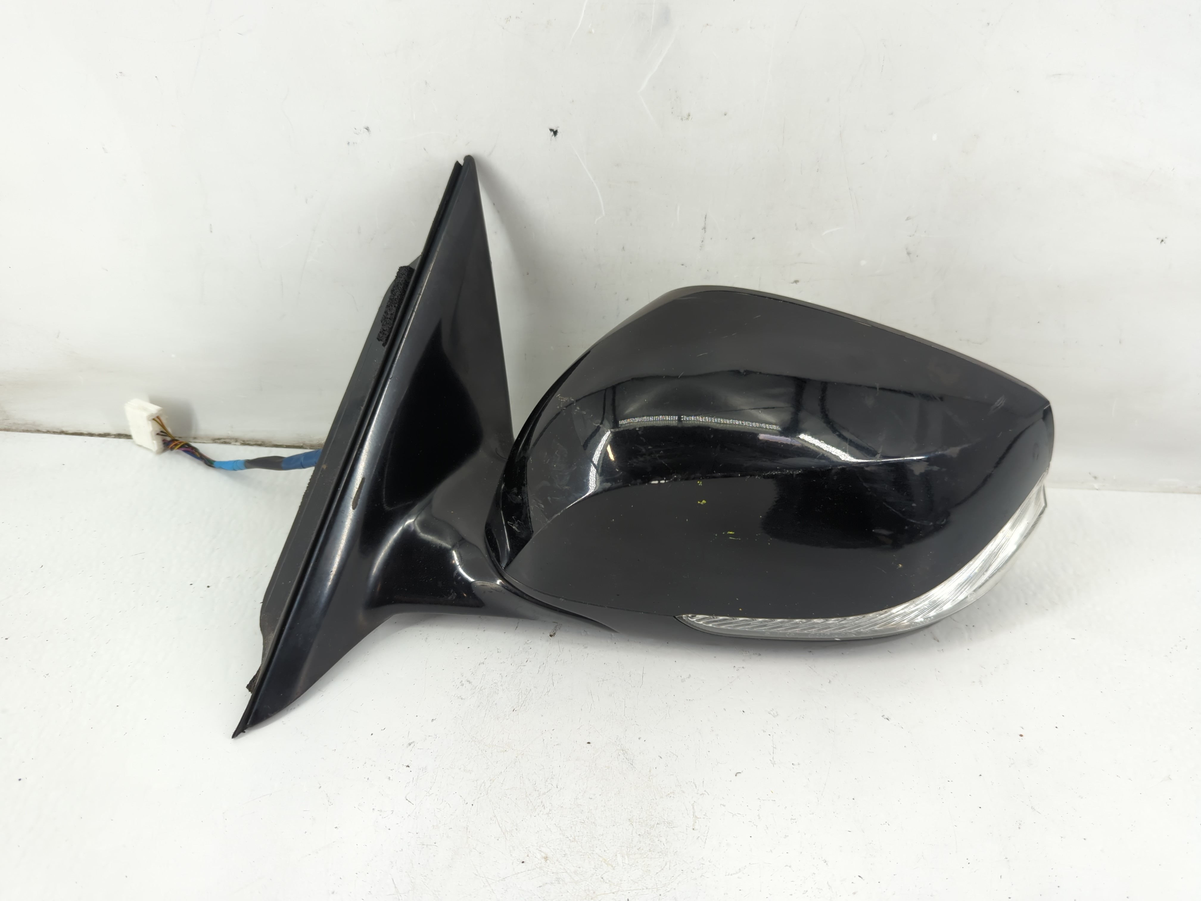 2014-2020 Infiniti Q50 Driver Left Side View Power Door Mirror Black 1101226 - Oemusedautoparts1.com