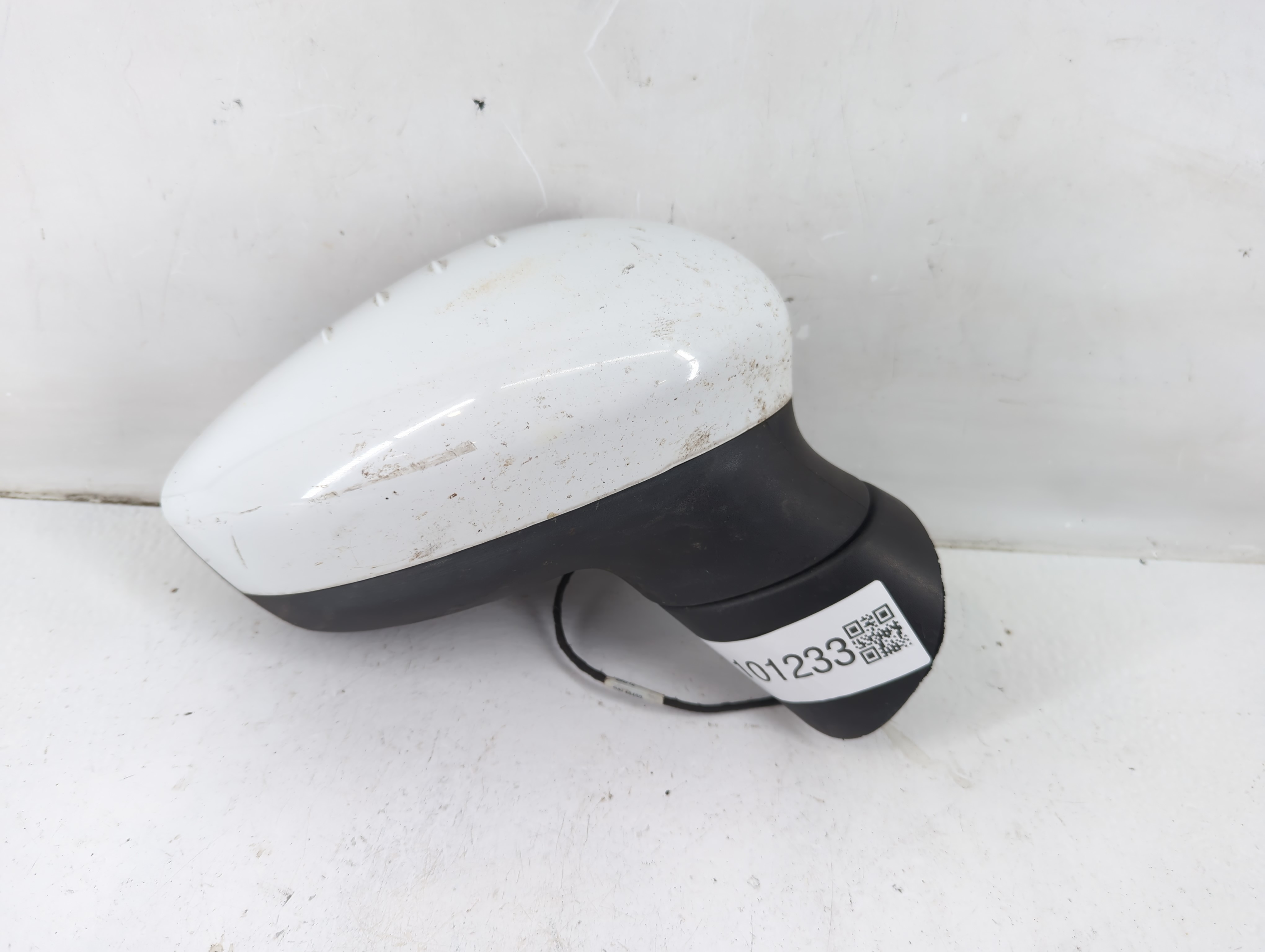 2011-2019 Ford Fiesta Passenger Right Side View Power Door Mirror White 1101233 - Oemusedautoparts1.com