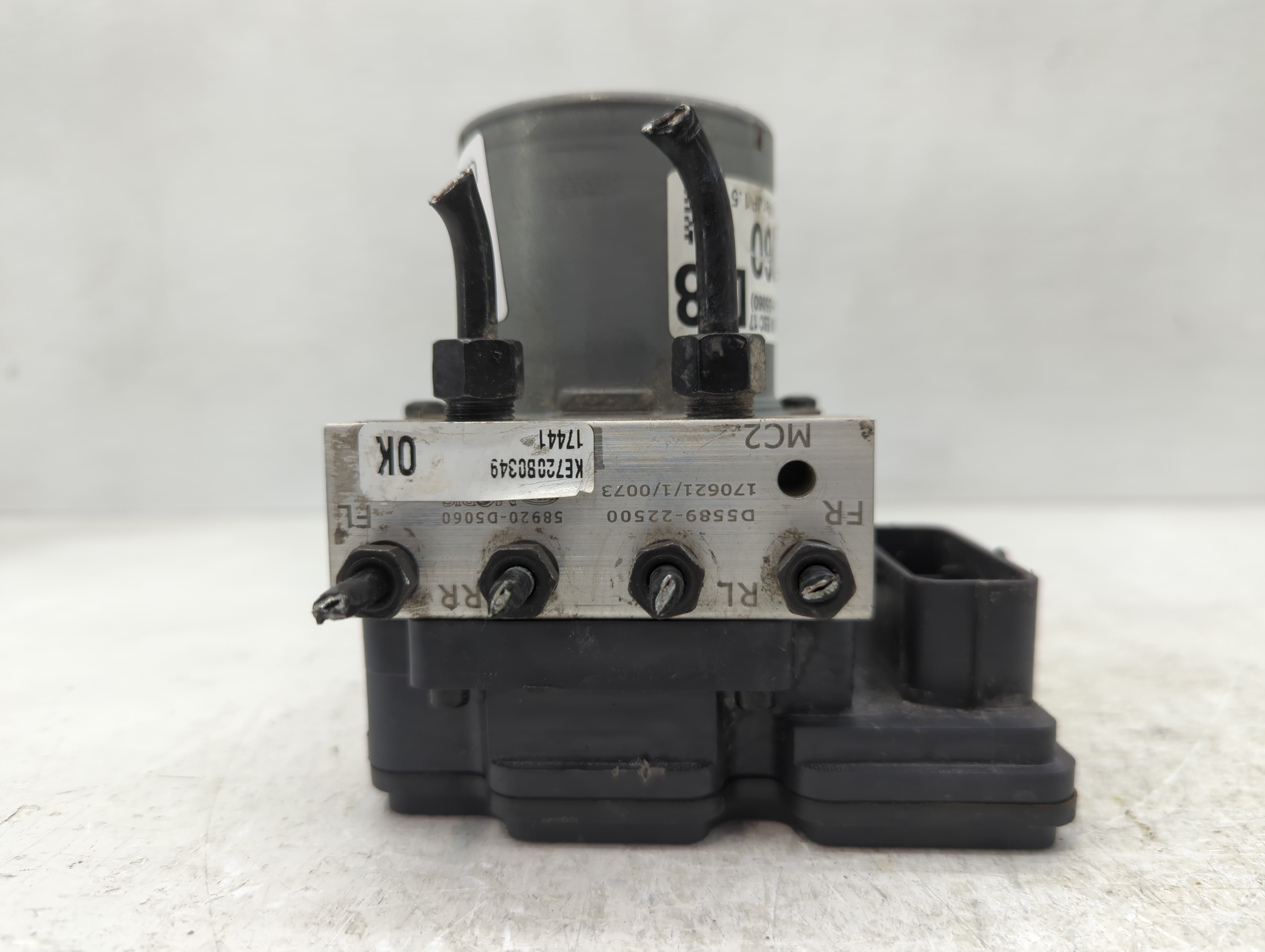 Picture of 2017-2018 Kia Optima Abs Pump Control Module 1101242