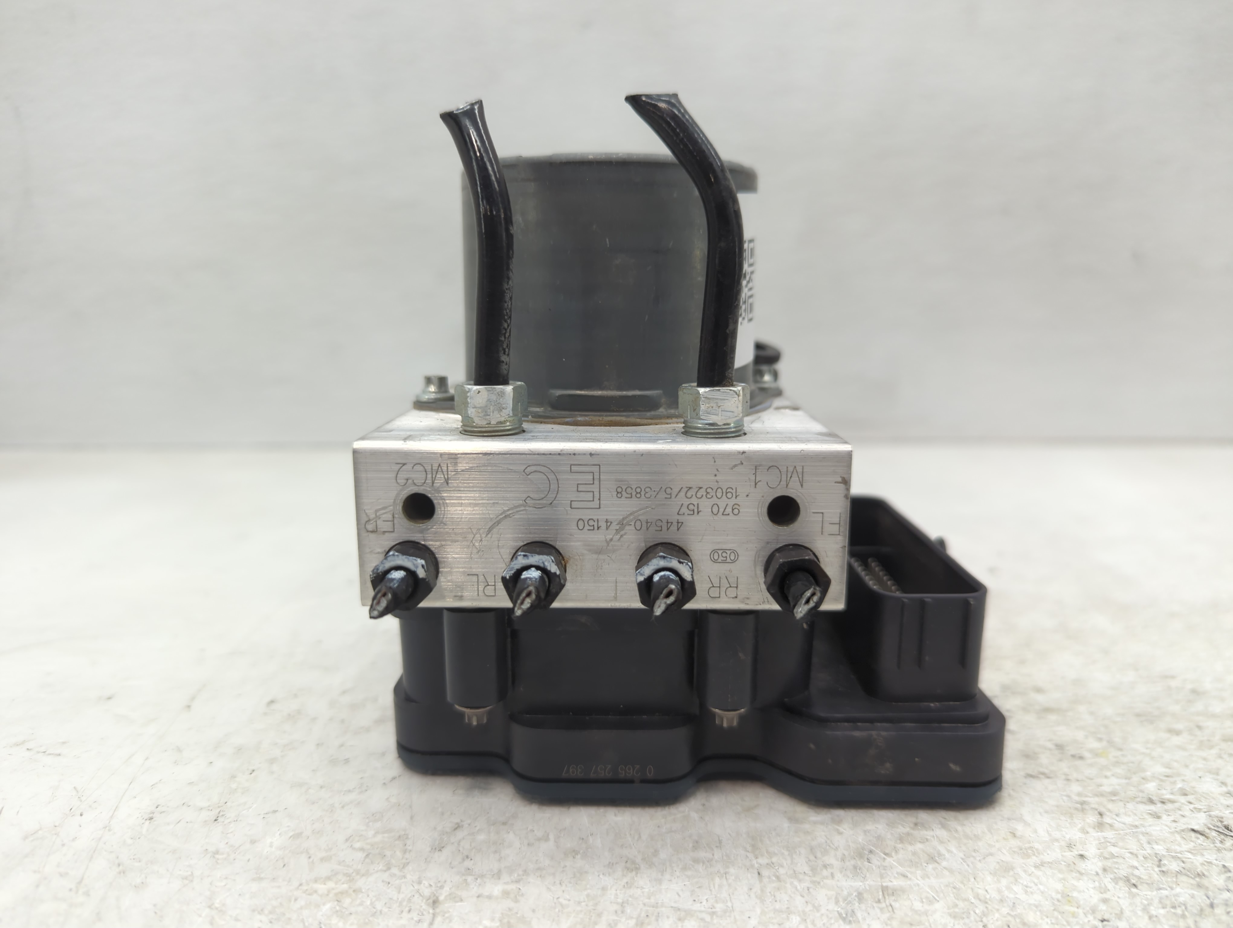 2019-2019 Toyota C-hr Abs Pump Control Module 1101248 - Oemusedautoparts1.com