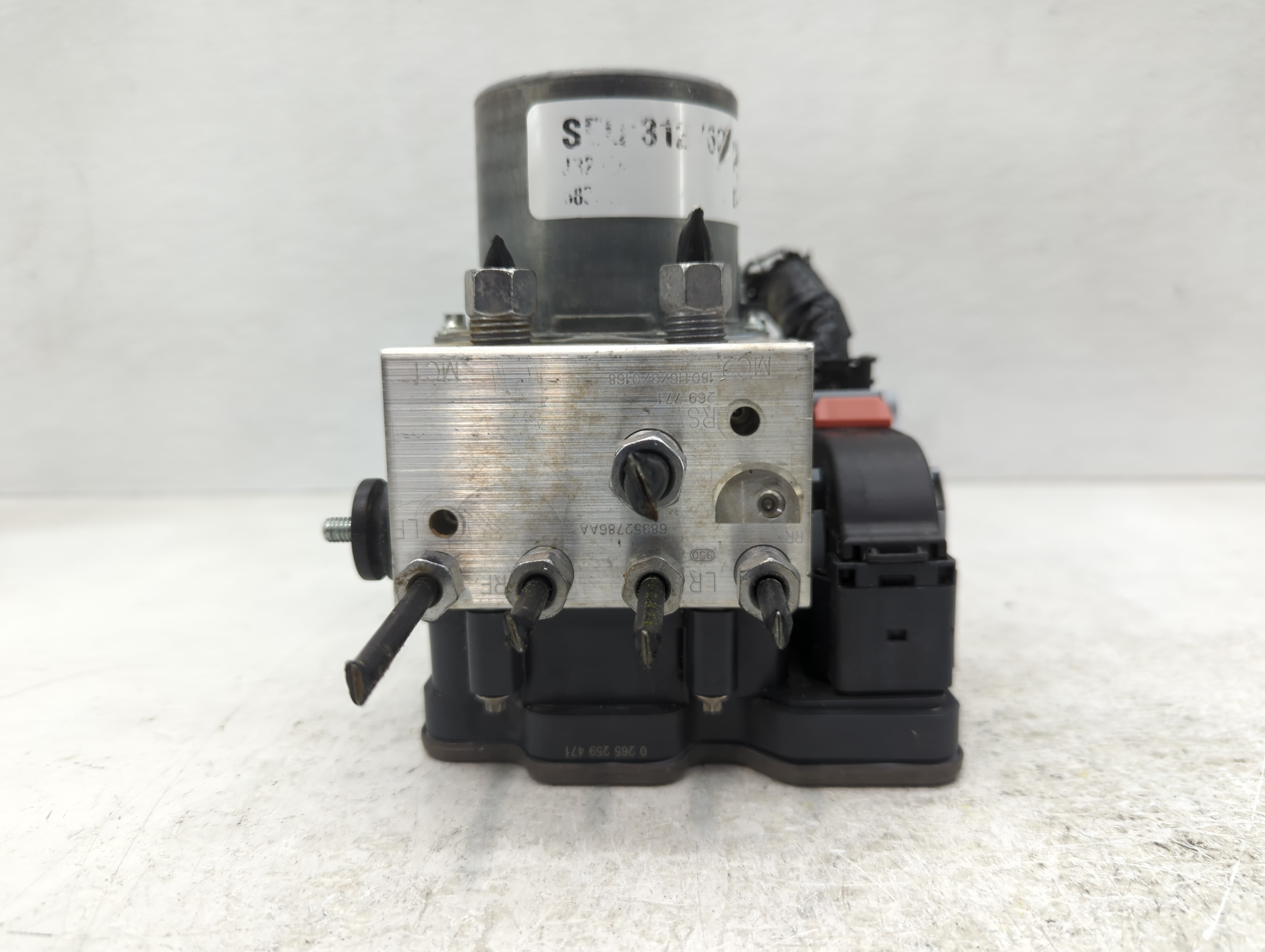 2017-2019 Chrysler Pacifica Abs Pump Control Module 1101249 - Oemusedautoparts1.com