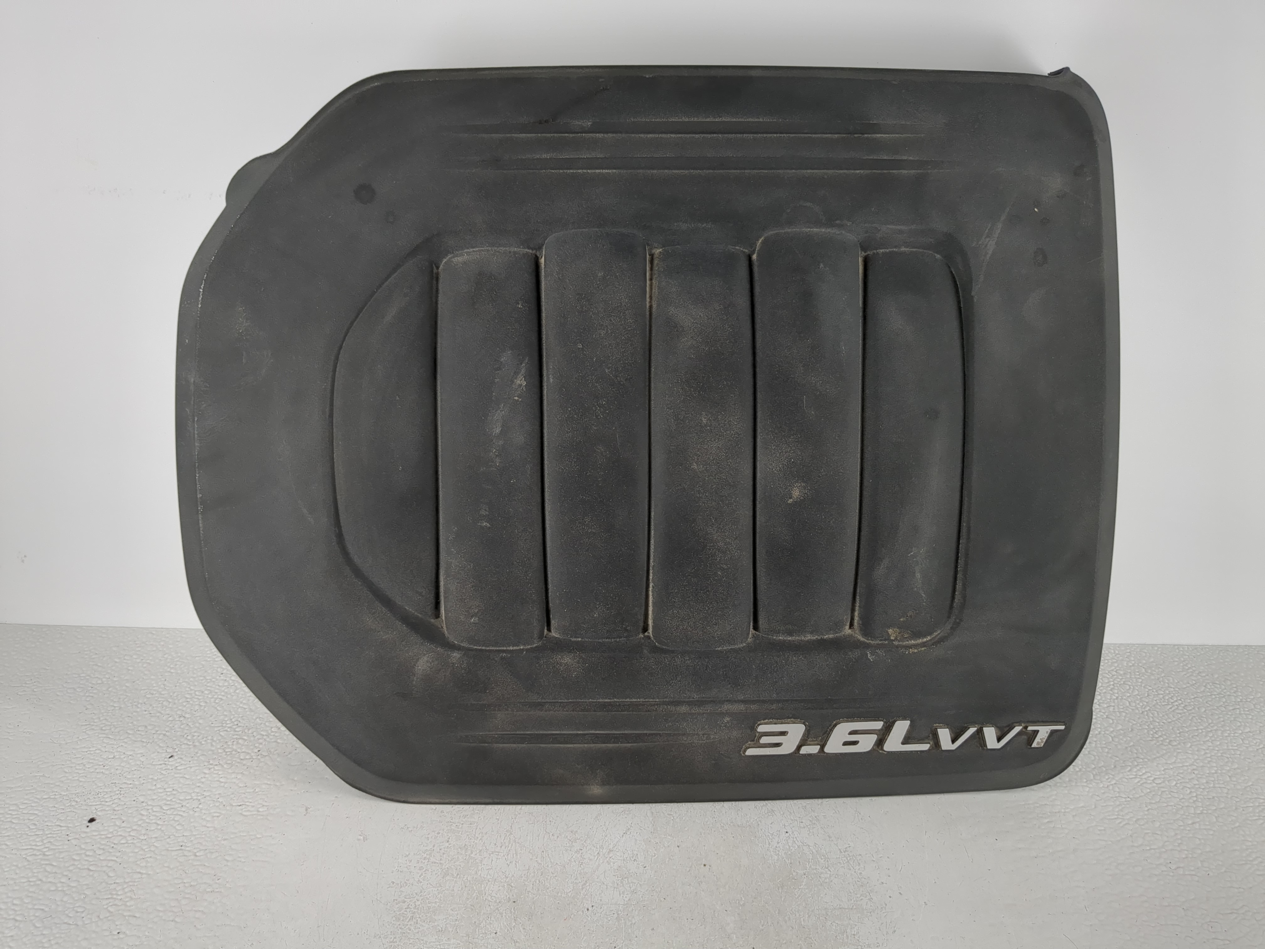 2010 Toyota Matrix Engine Cover 1101272 - Oemusedautoparts1.com