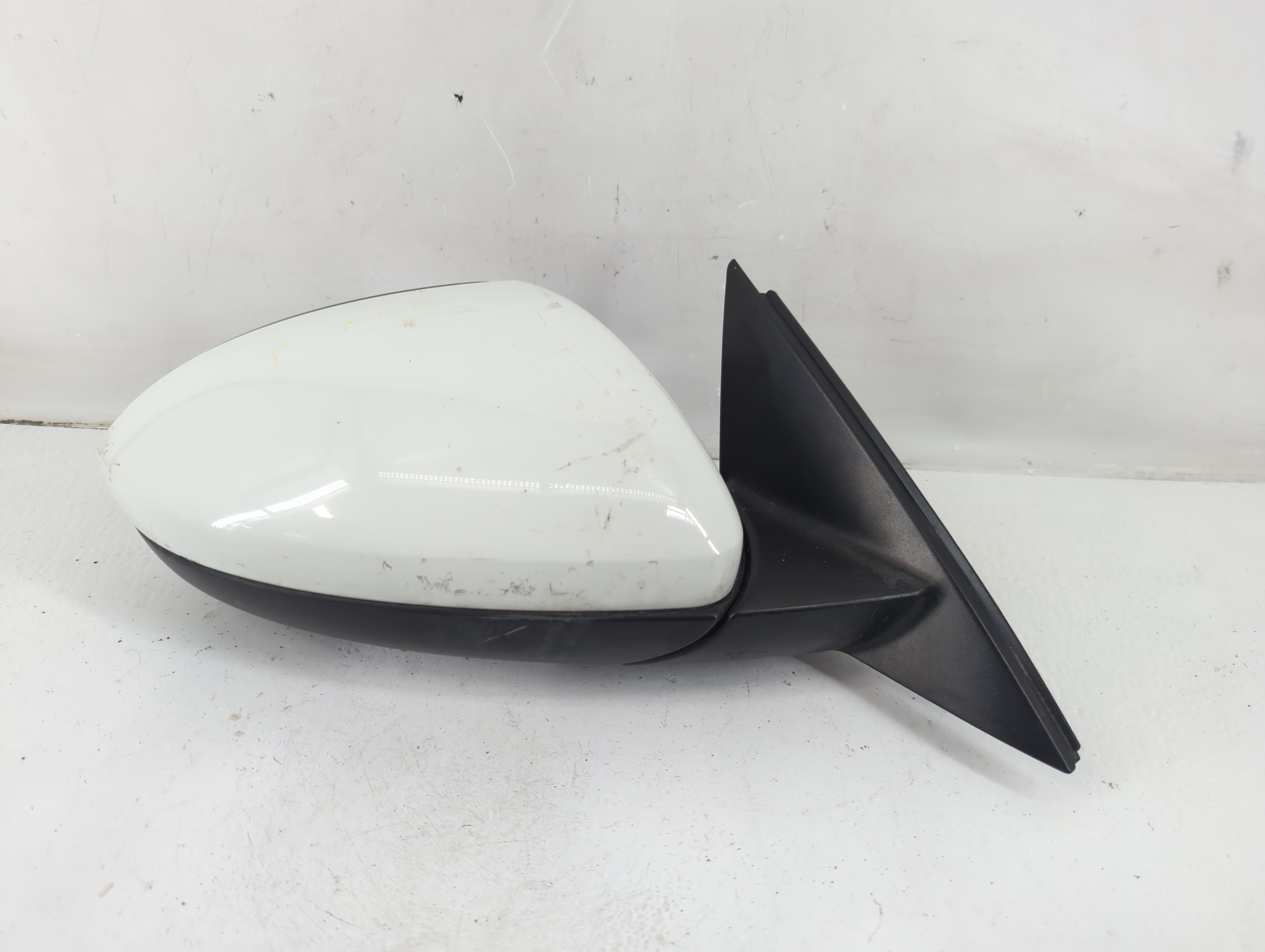 2019-2021 Volkswagen Jetta Passenger Right Side View Power Door Mirror 1101280 - Oemusedautoparts1.com