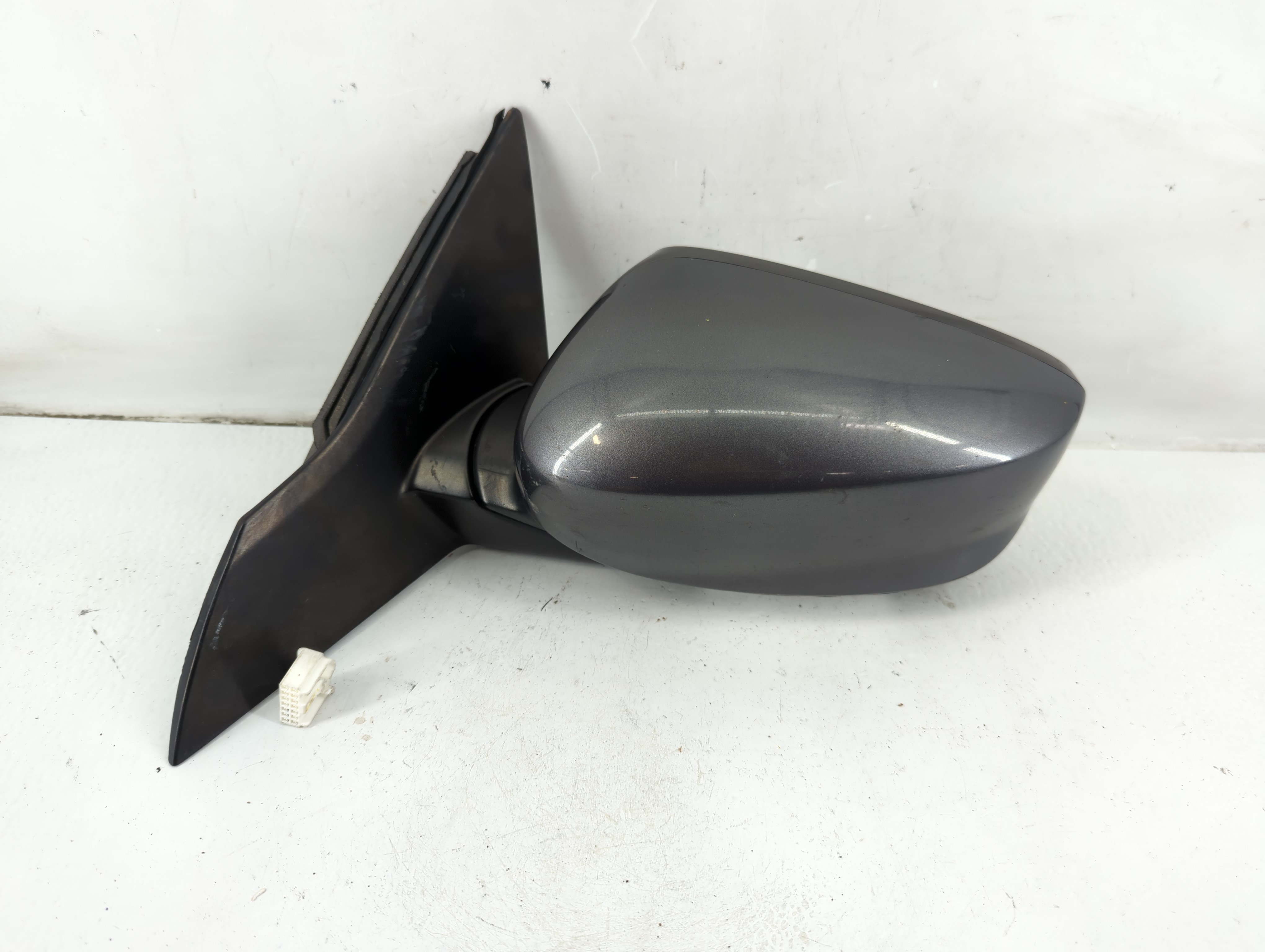 2013-2017 Honda Accord Driver Left Side View Power Door Mirror Dark Gray 1101297 - Oemusedautoparts1.com