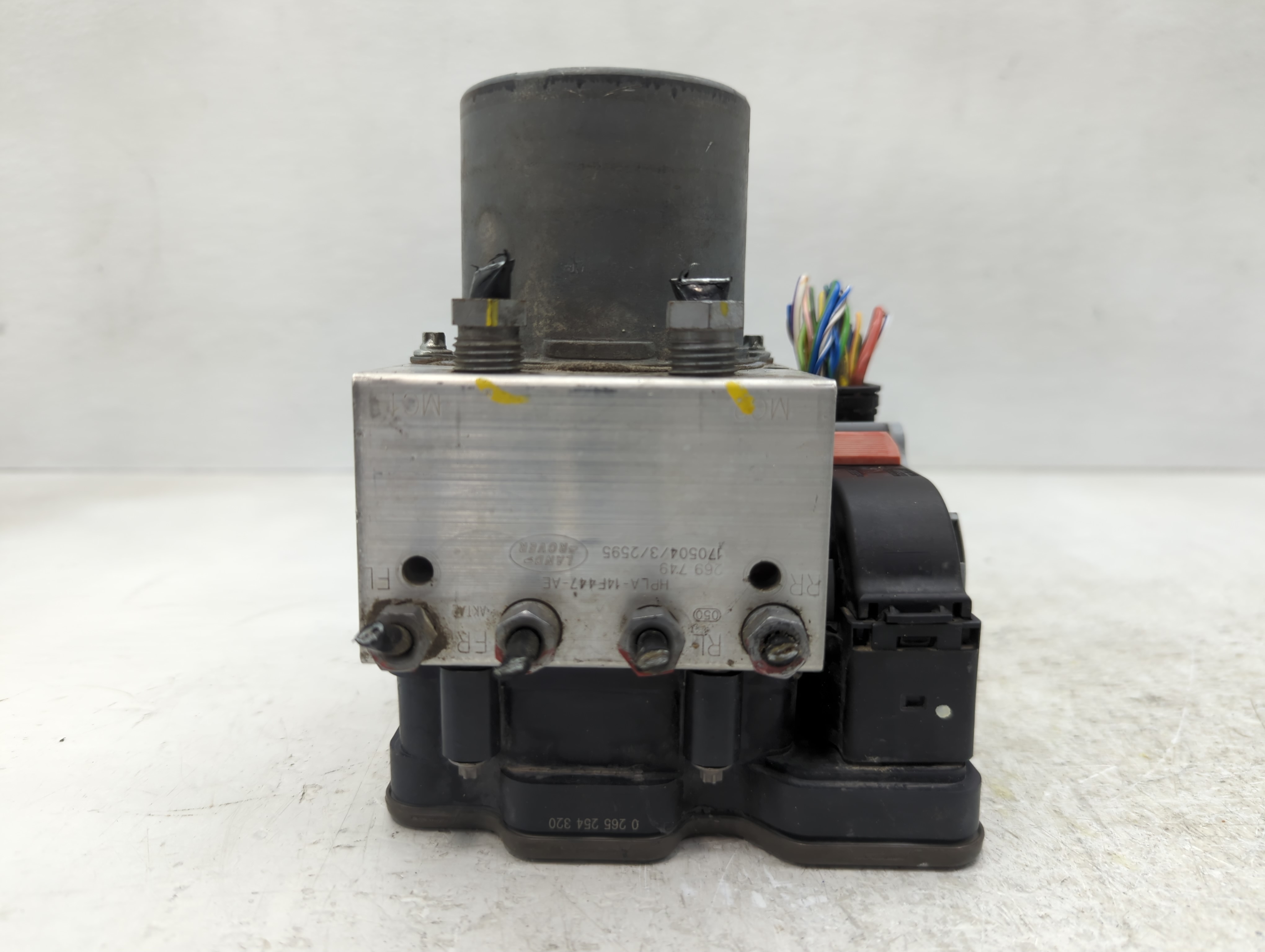 2017-2017 Land Rover Range Rover Sport Abs Pump Control Module 1101341 - Oemusedautoparts1.com
