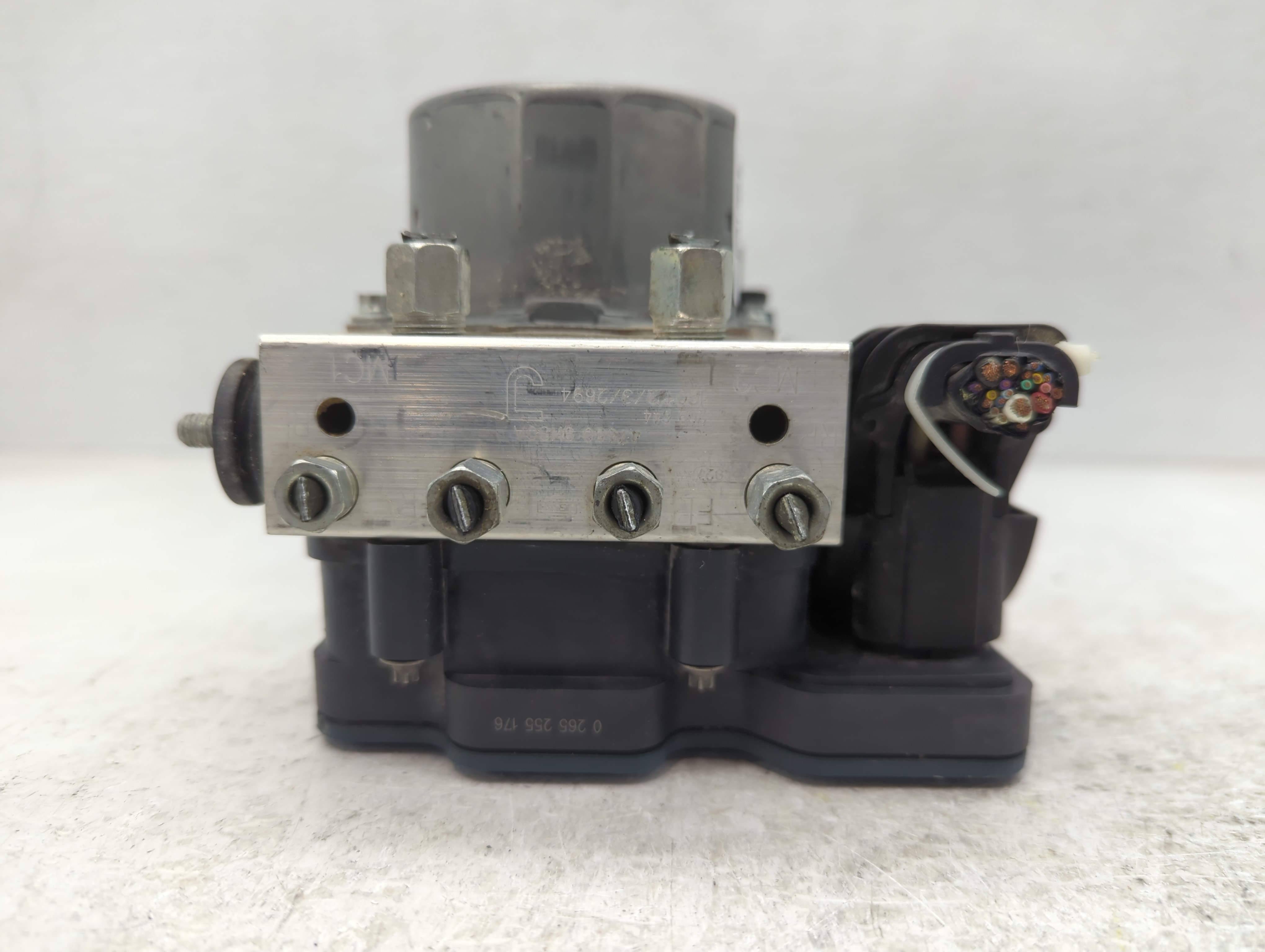 Picture of 2016-2017 Nissan Altima Abs Pump Control Module 1101343