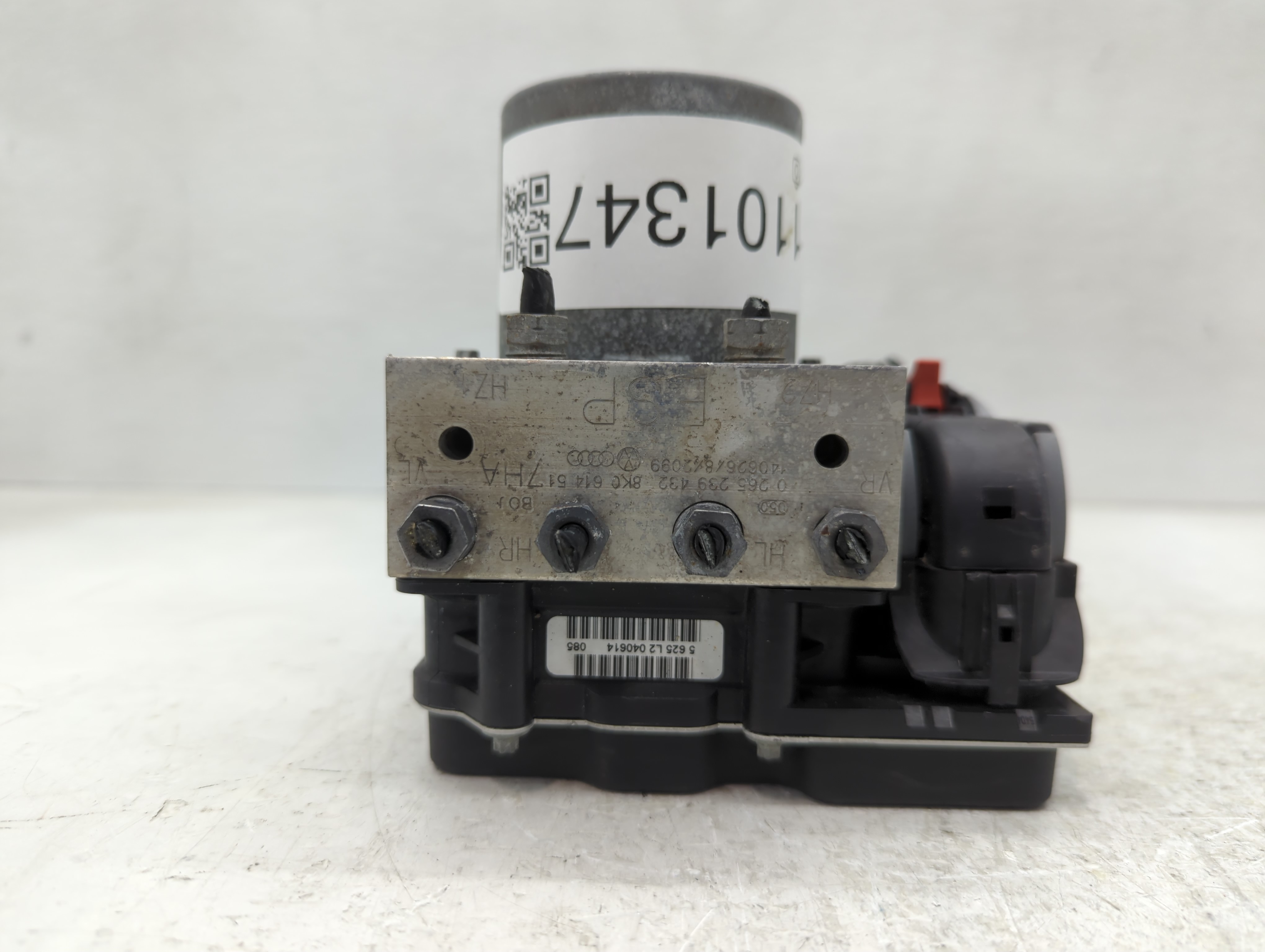 Picture of 2016-2016 Audi A5 Abs Pump Control Module 1101347