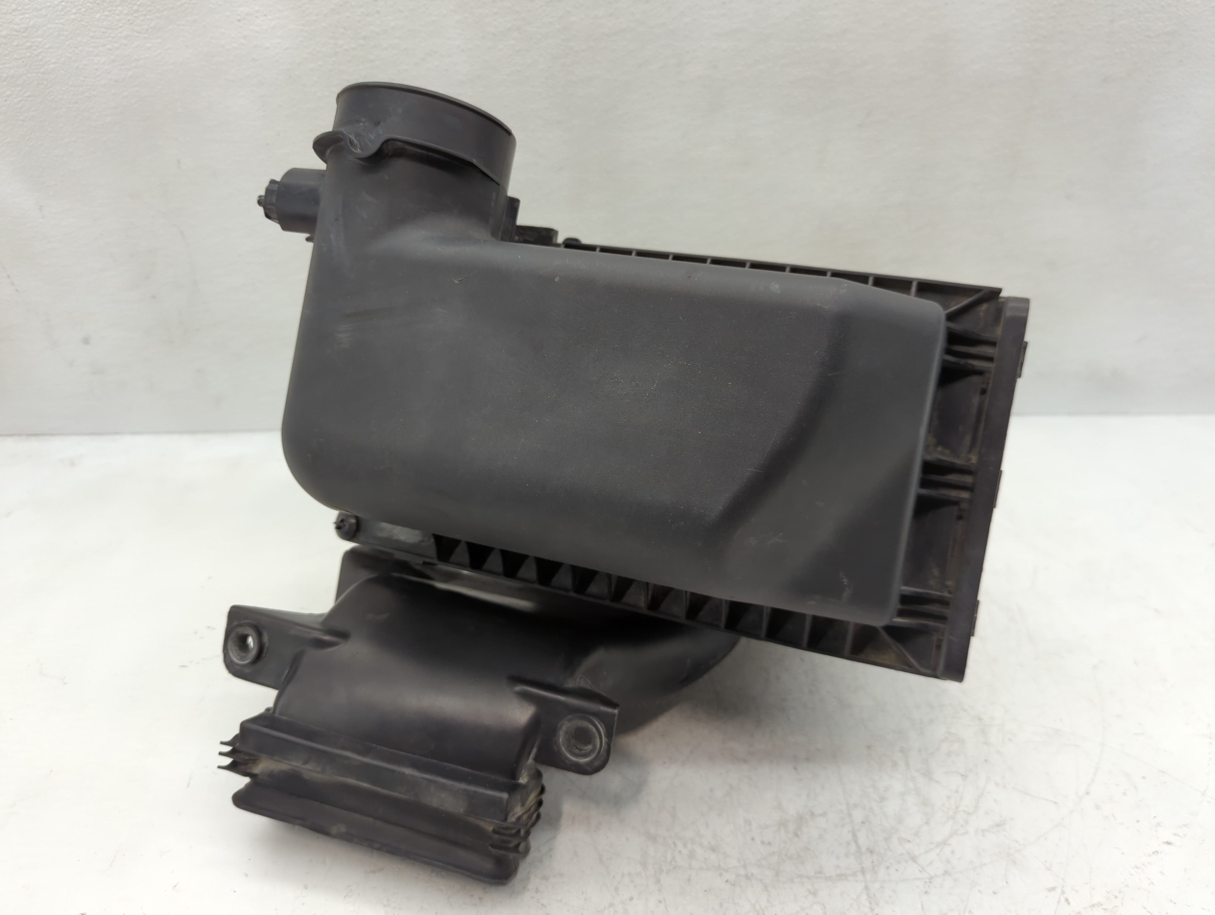 2013-2019 Ford Explorer Air Cleaner Intake-duct Hose Tube 1101371 - Oemusedautoparts1.com