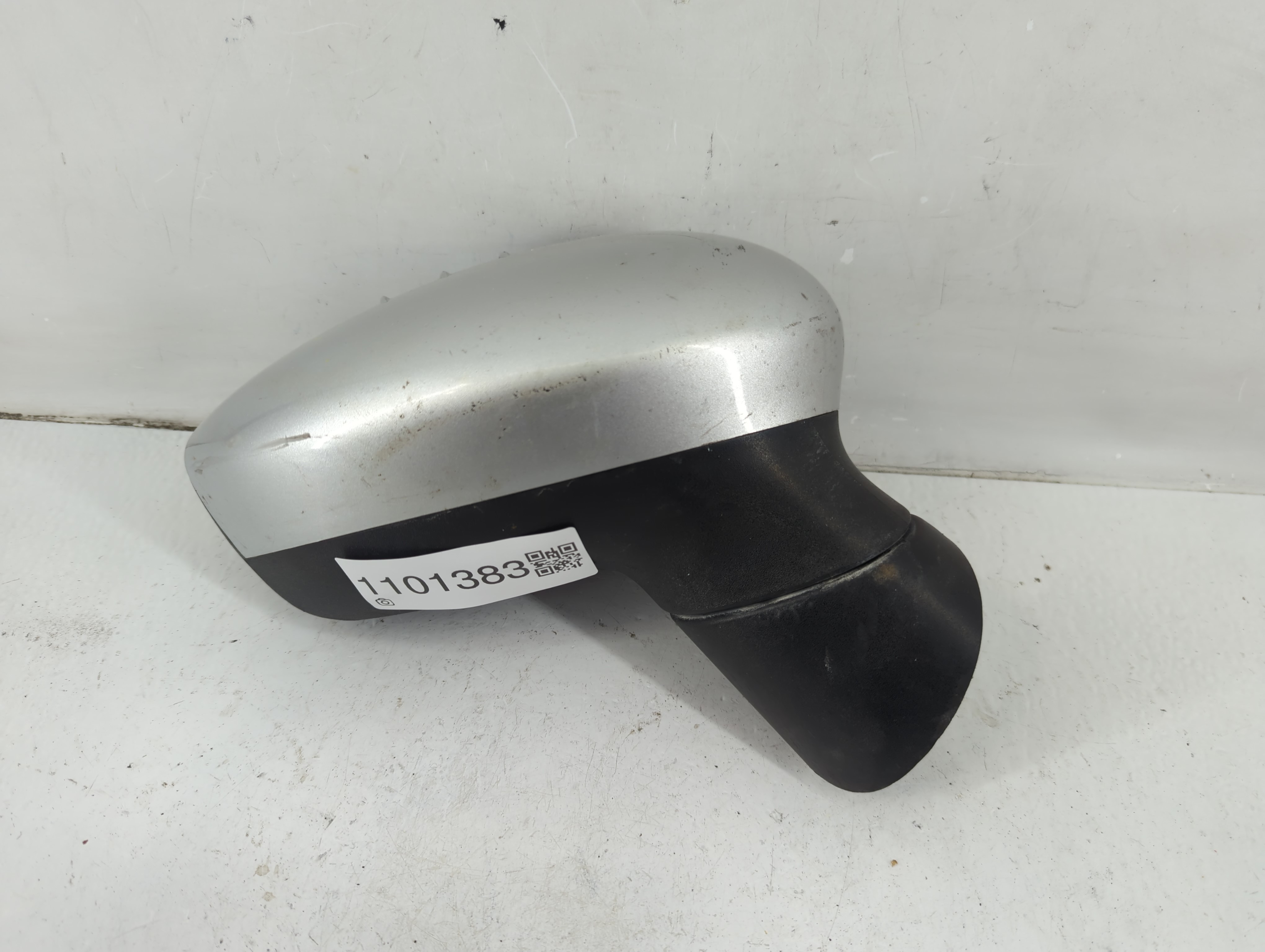 2011-2019 Ford Fiesta Passenger Right Side View Power Door Mirror Silver 1101383 - Oemusedautoparts1.com