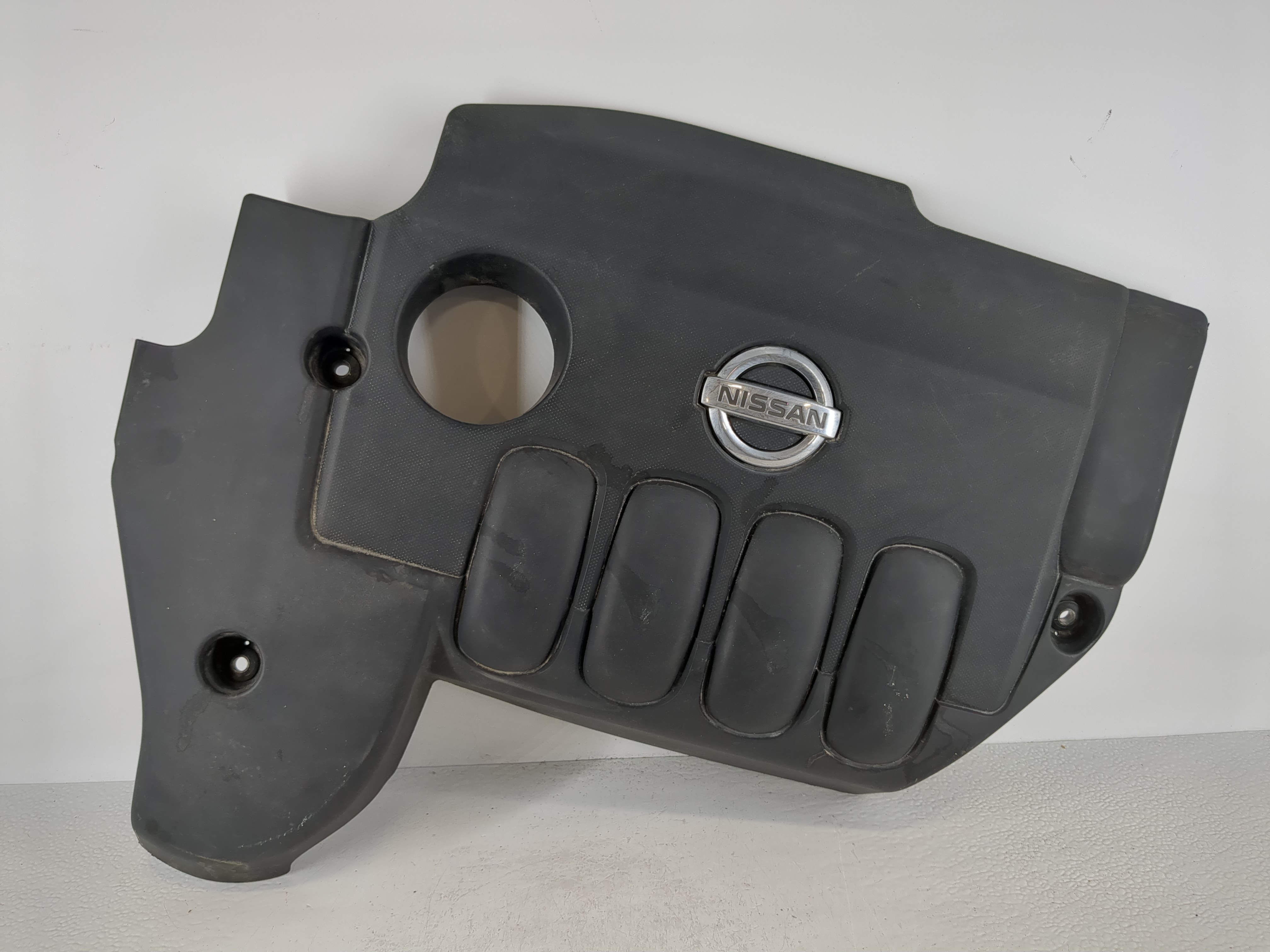 2010 Nissan Altima Engine Cover 1101392 - Oemusedautoparts1.com