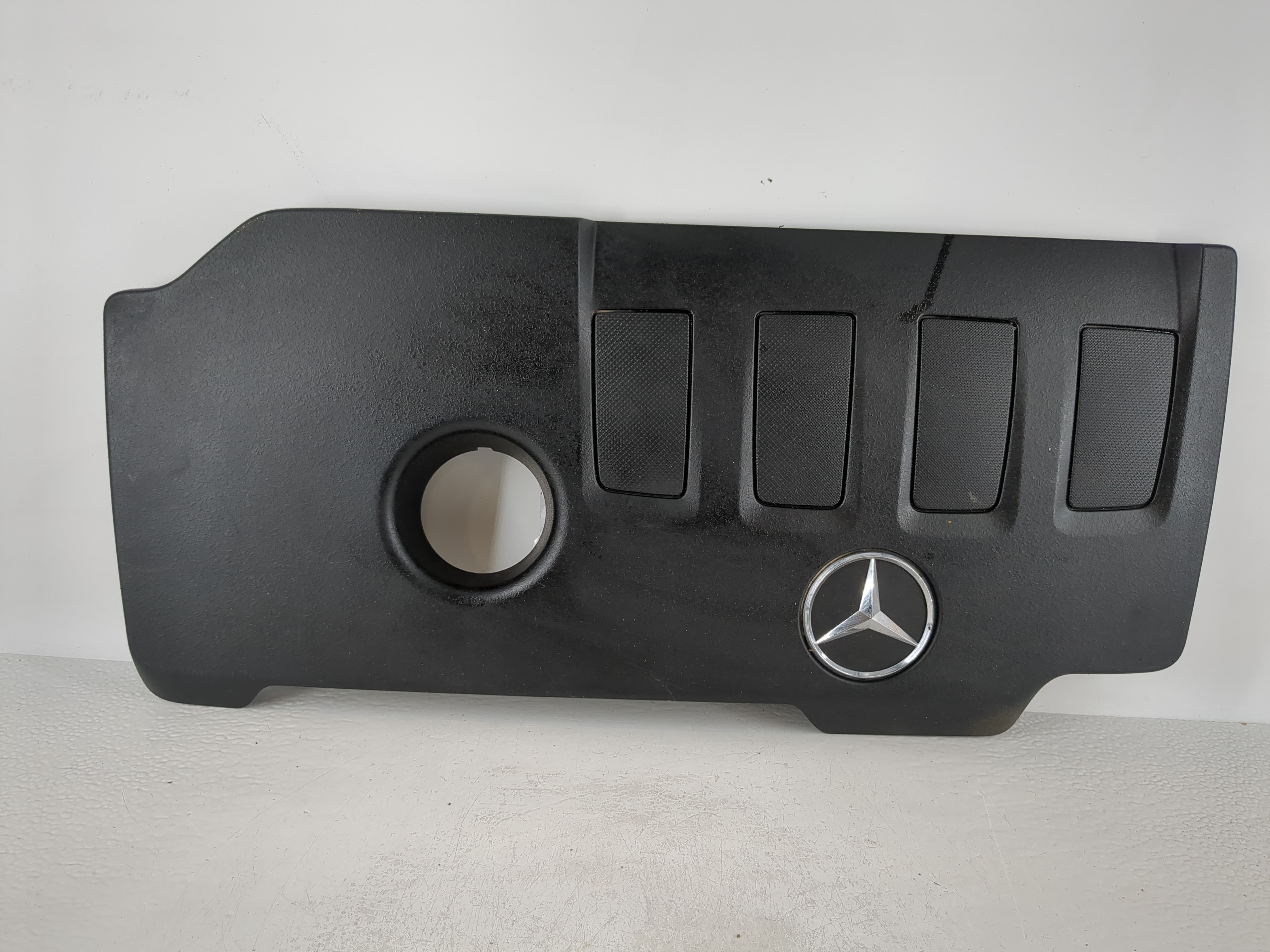 2020 Mercedes-benz Cla250 Engine Cover 1101393 - Oemusedautoparts1.com