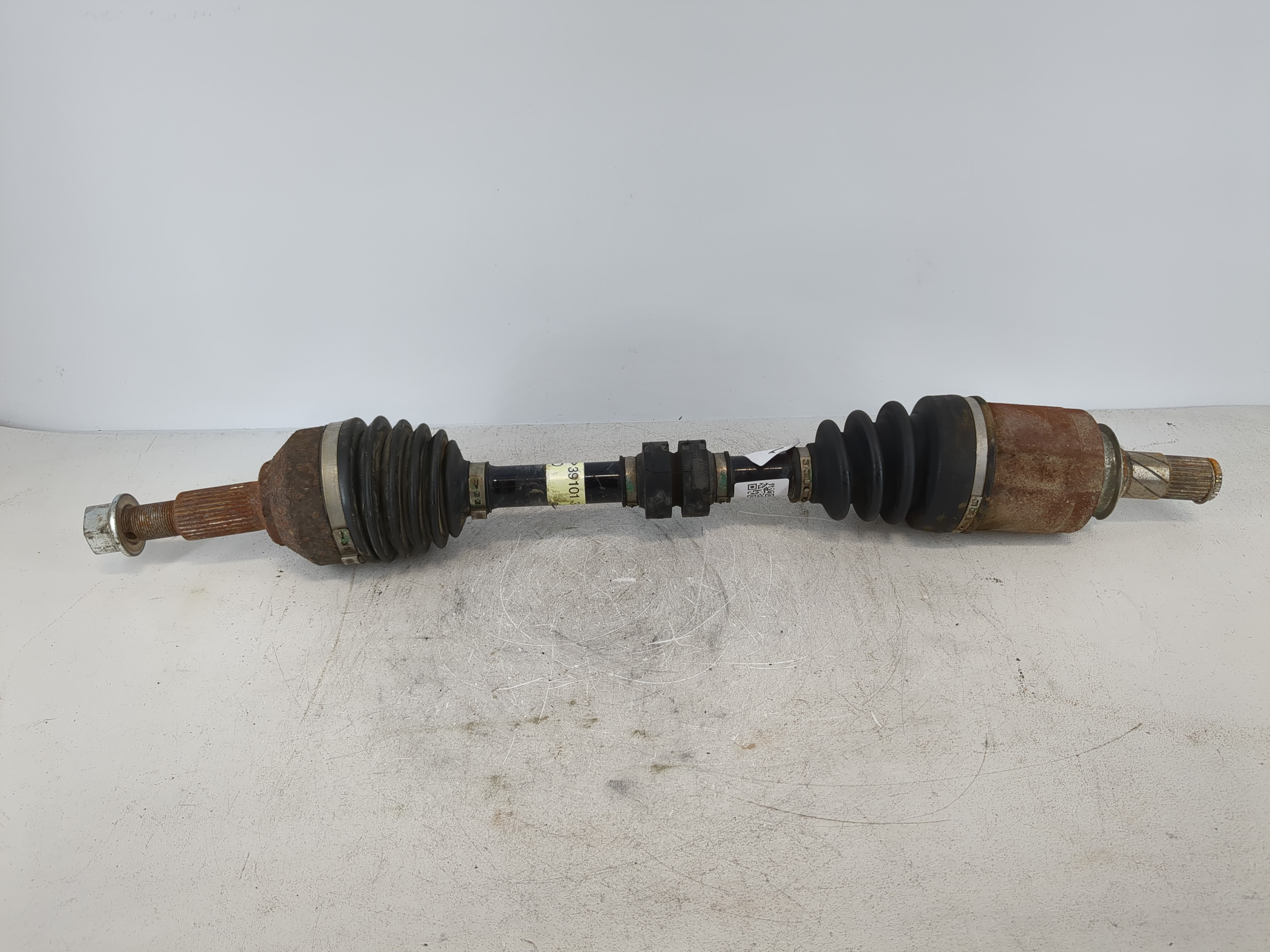 2013-2014 Nissan Pathfinder Axle Shaft Front Driver Cv C/v 1101412 - Oemusedautoparts1.com